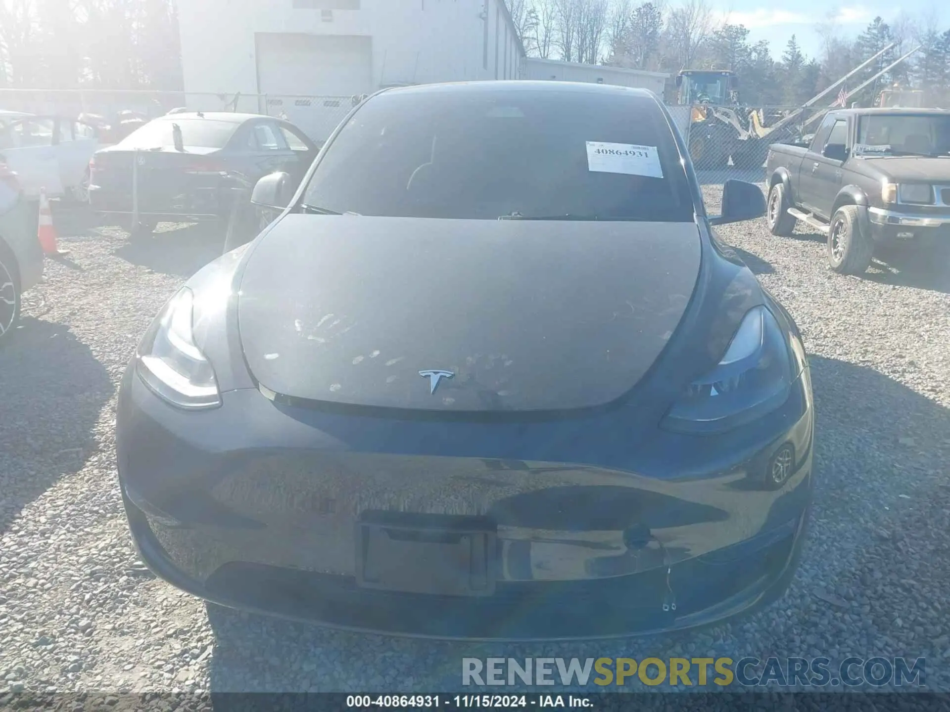 11 Photograph of a damaged car 7SAYGDEE1RF036873 TESLA MODEL Y 2024