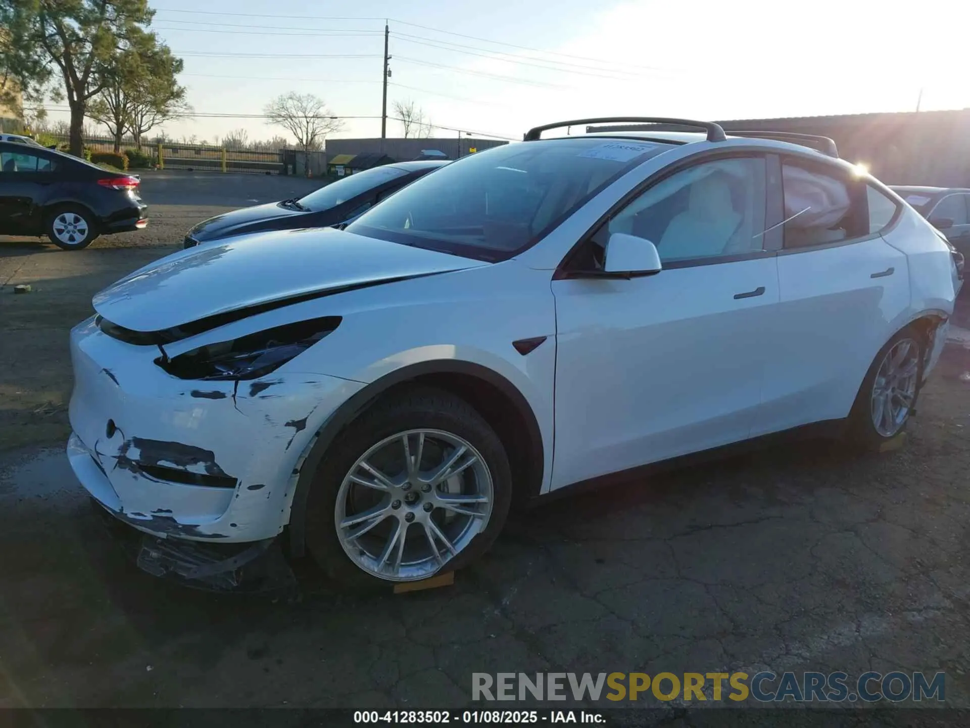 2 Фотография поврежденного автомобиля 7SAYGDEE1RF051860 TESLA MODEL Y 2024