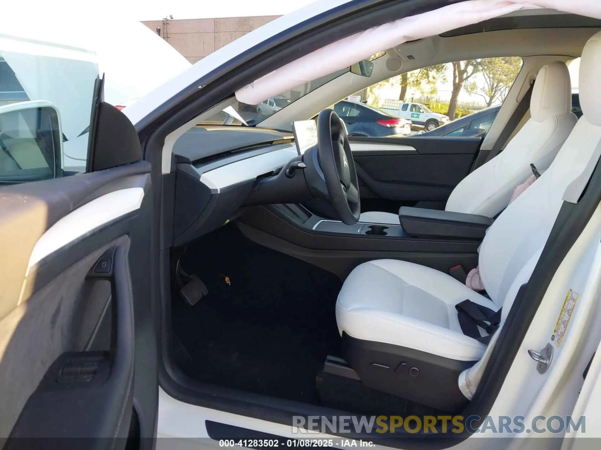 5 Фотография поврежденного автомобиля 7SAYGDEE1RF051860 TESLA MODEL Y 2024
