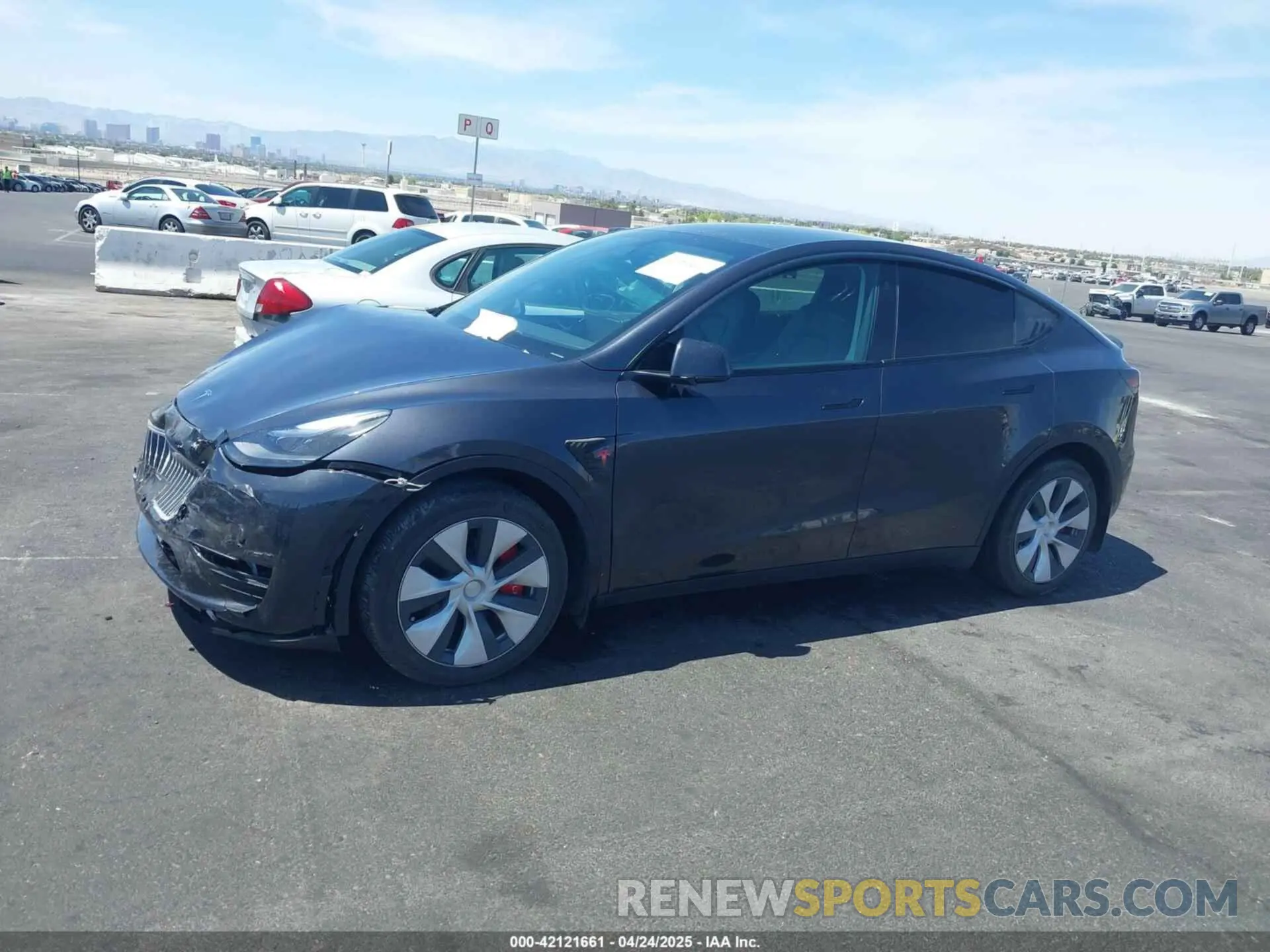 13 Photograph of a damaged car 7SAYGDEE1RF067024 TESLA MODEL Y 2024