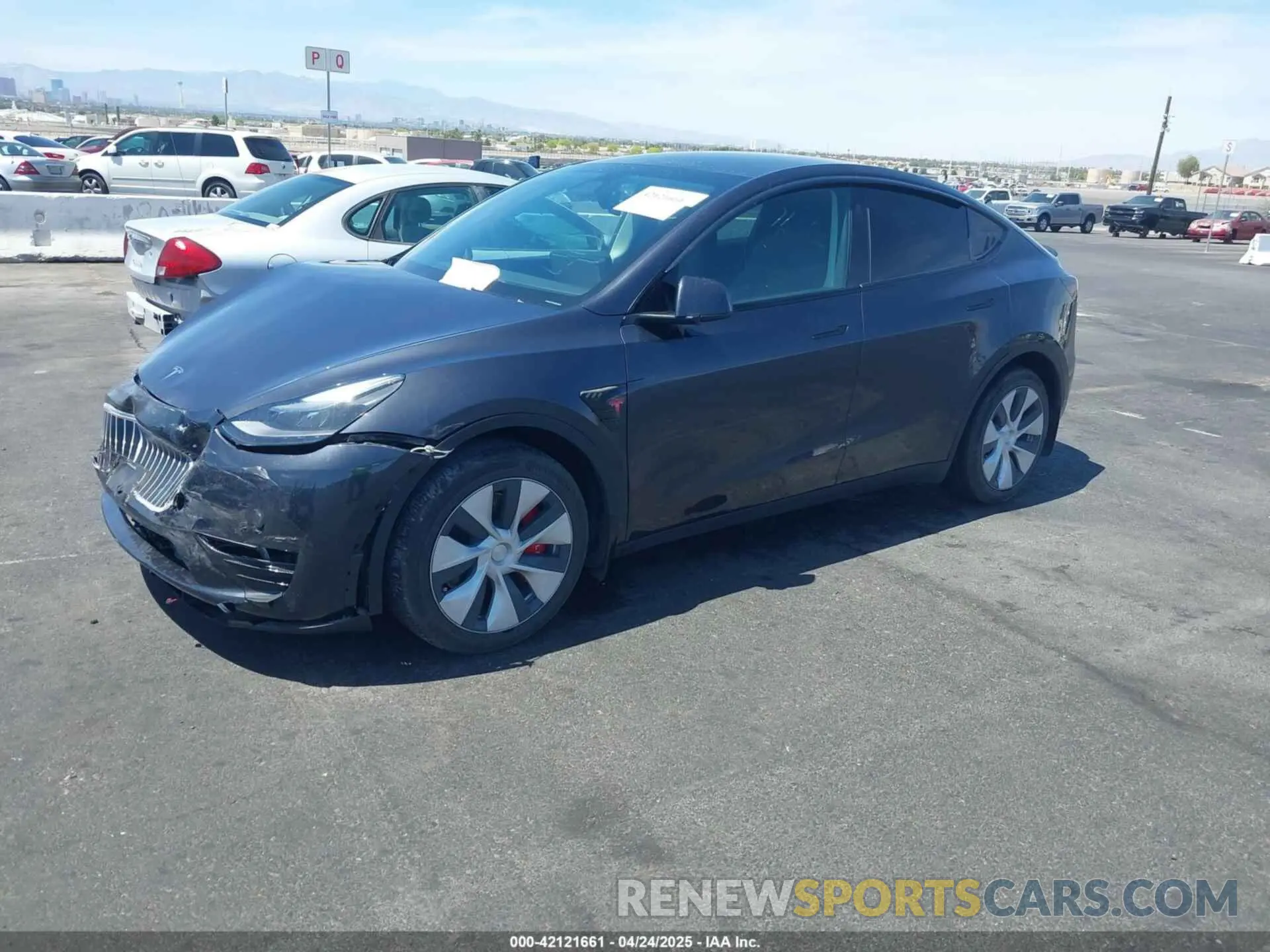 2 Photograph of a damaged car 7SAYGDEE1RF067024 TESLA MODEL Y 2024