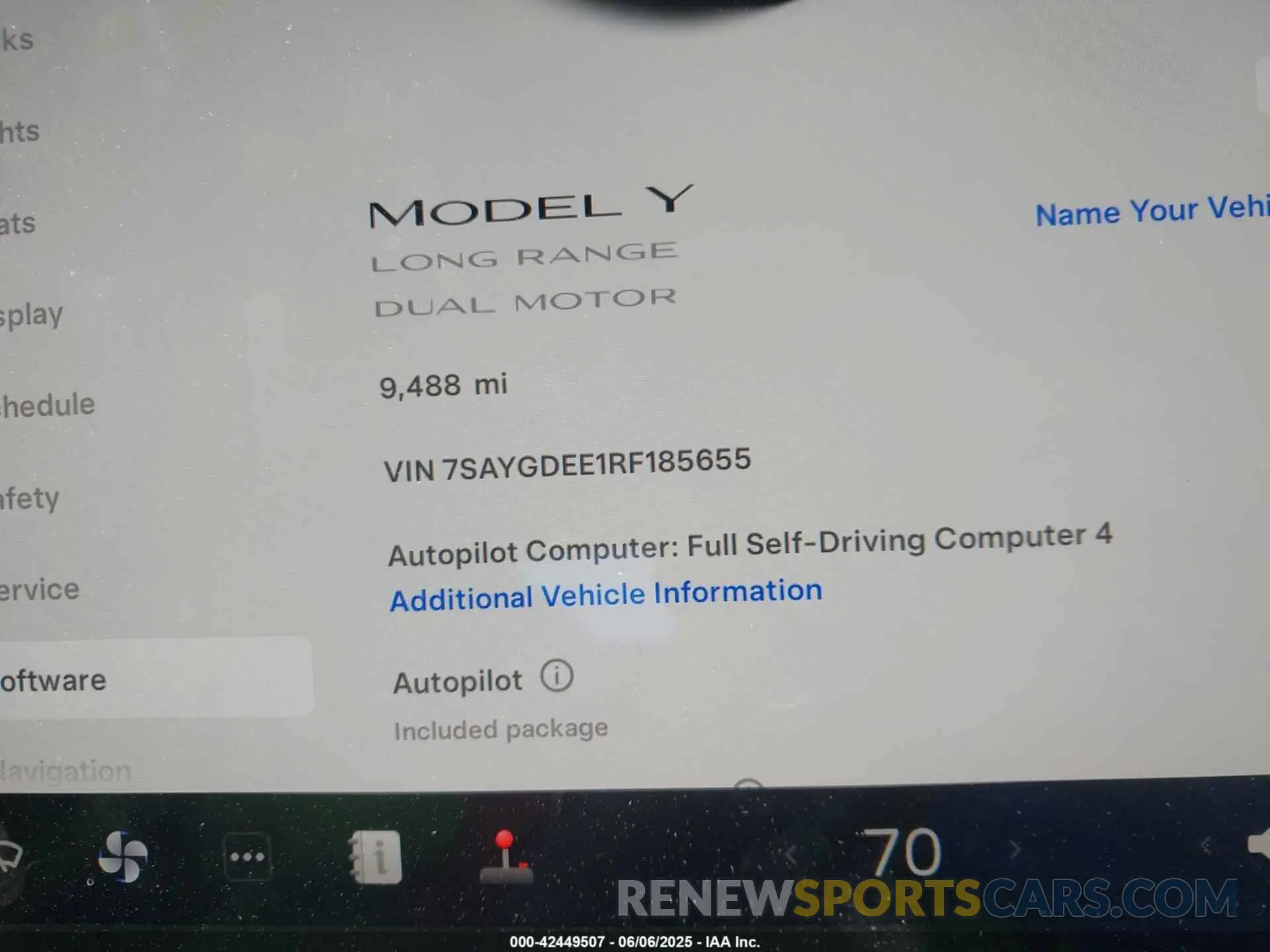 7 Photograph of a damaged car 7SAYGDEE1RF185655 TESLA MODEL Y 2024