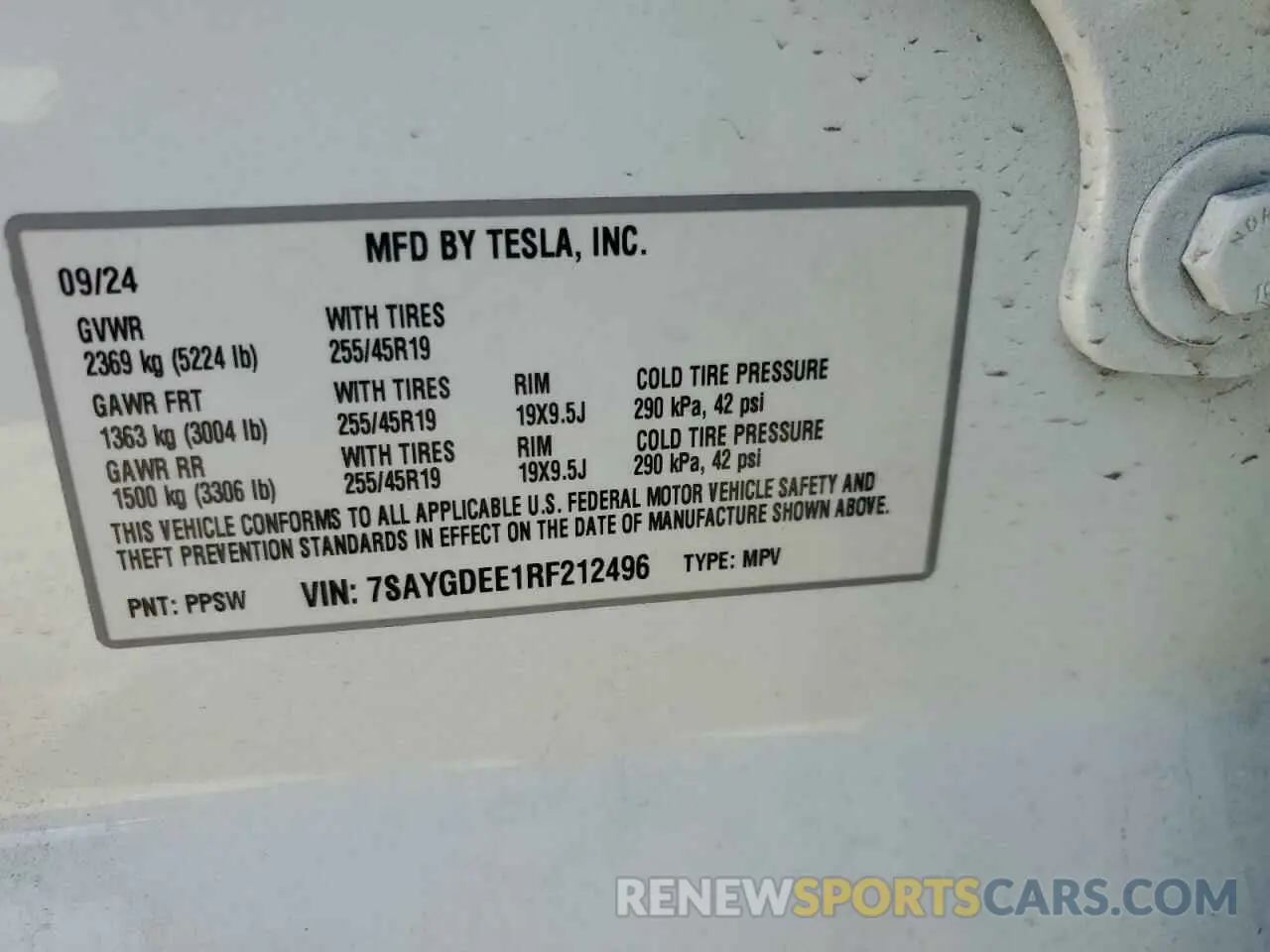 15 Photograph of a damaged car 7SAYGDEE1RF212496 TESLA MODEL Y 2024