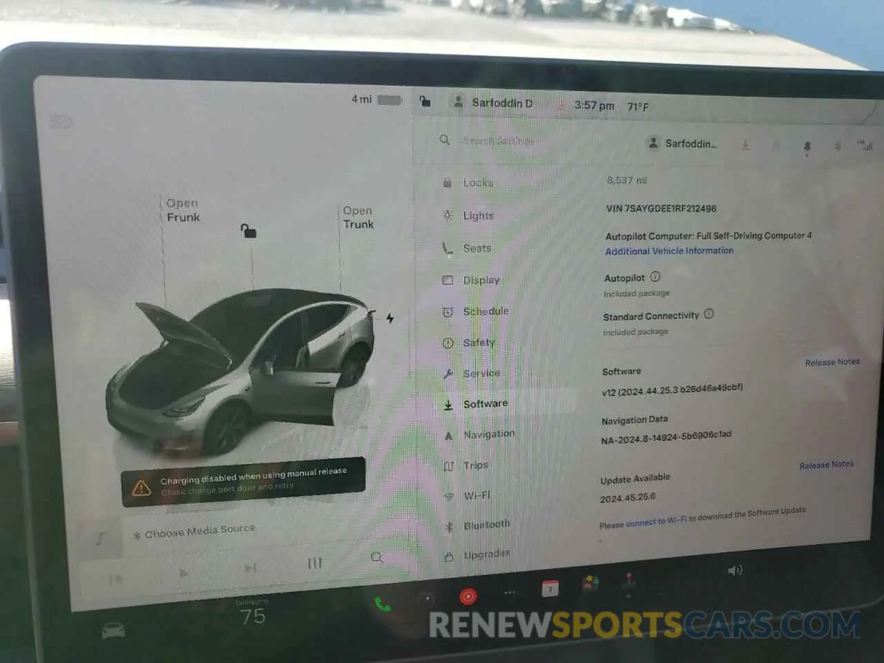 9 Photograph of a damaged car 7SAYGDEE1RF212496 TESLA MODEL Y 2024