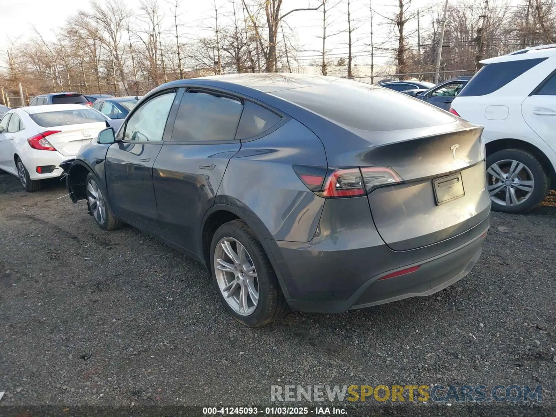 3 Фотография поврежденного автомобиля 7SAYGDEE2RA217008 TESLA MODEL Y 2024