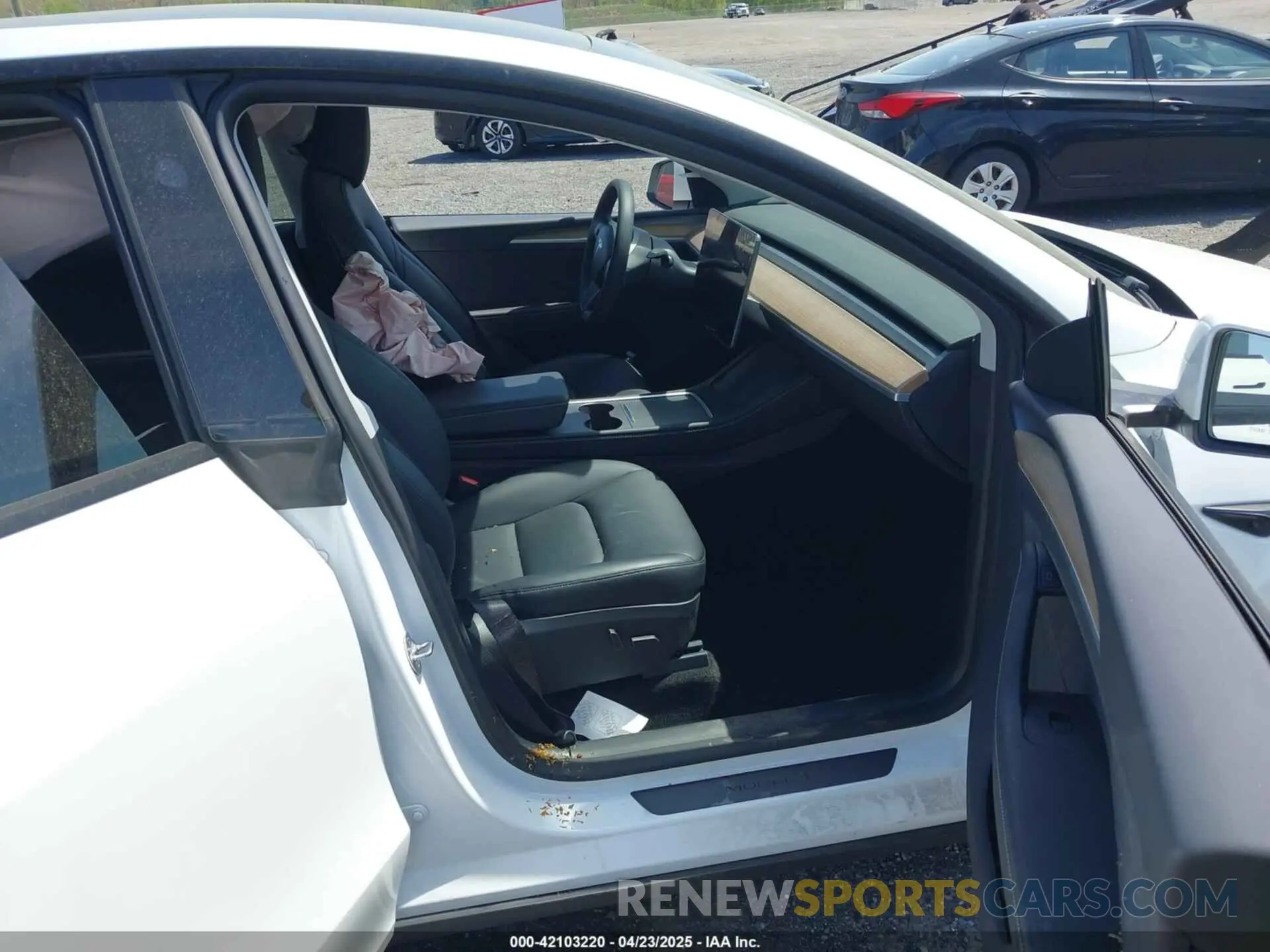 5 Фотография поврежденного автомобиля 7SAYGDEE2RA223679 TESLA MODEL Y 2024