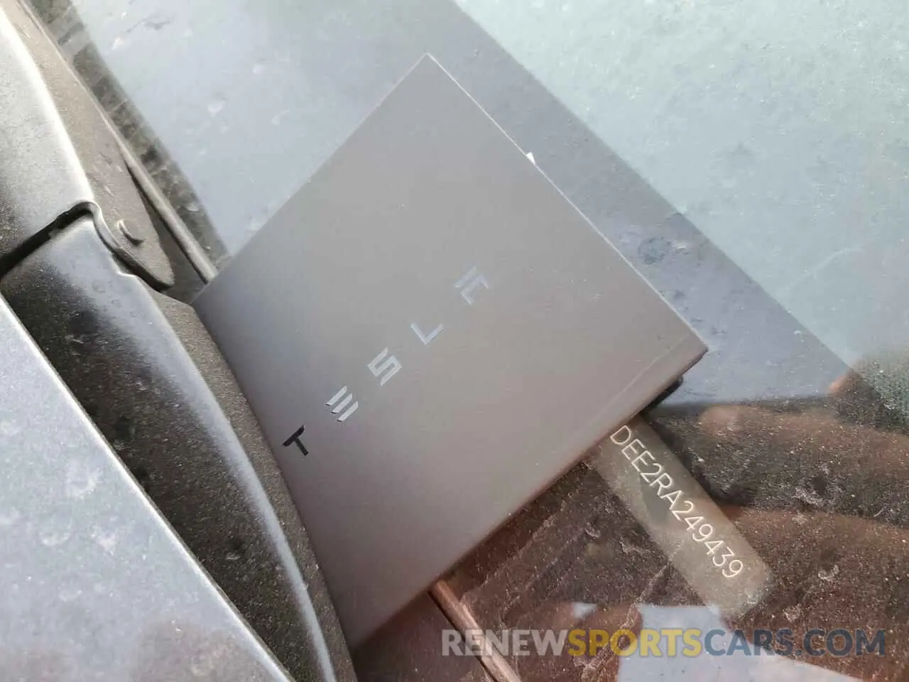 12 Фотография поврежденного автомобиля 7SAYGDEE2RA249439 TESLA MODEL Y 2024