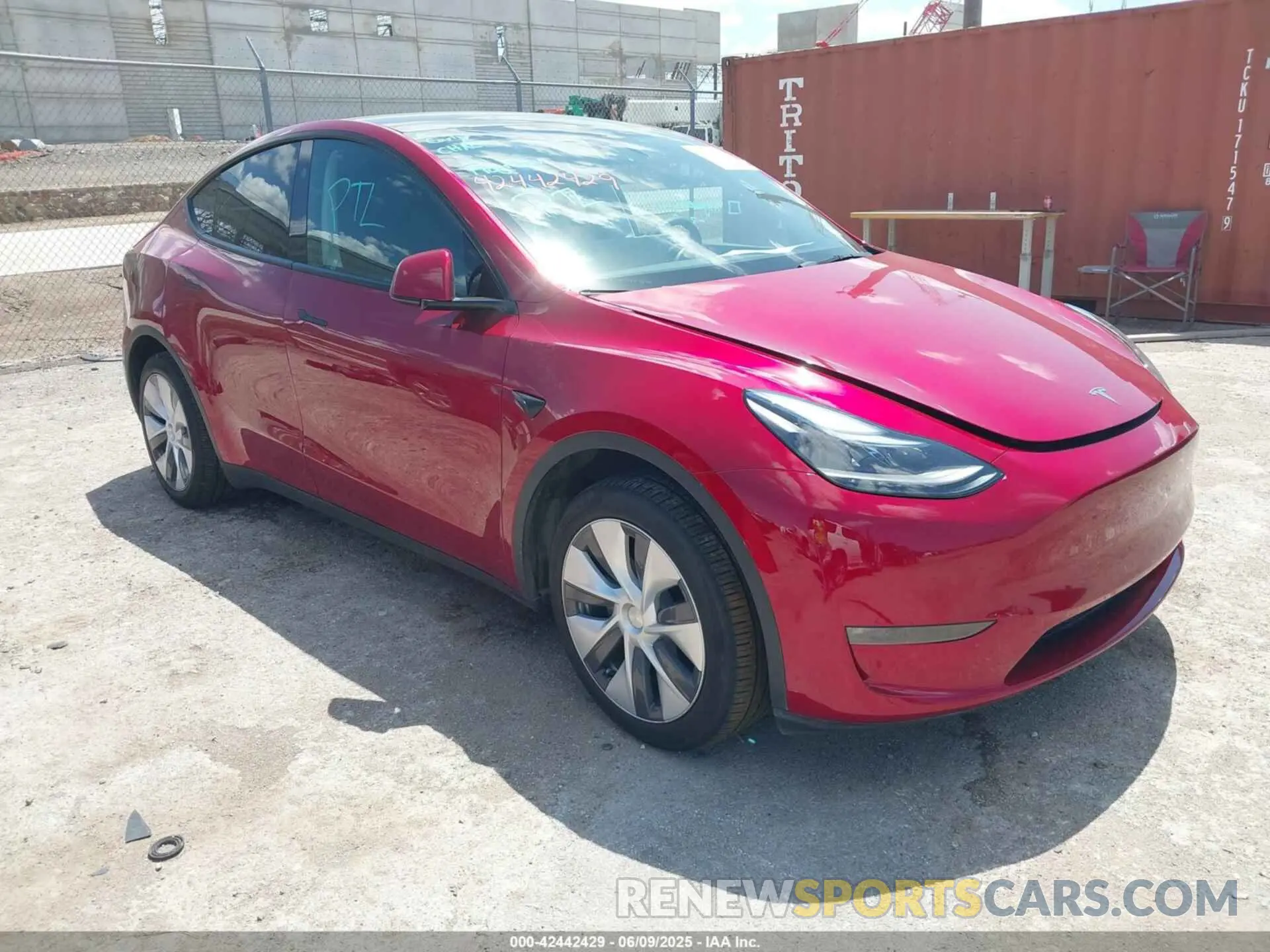 1 Photograph of a damaged car 7SAYGDEE2RA281209 TESLA MODEL Y 2024