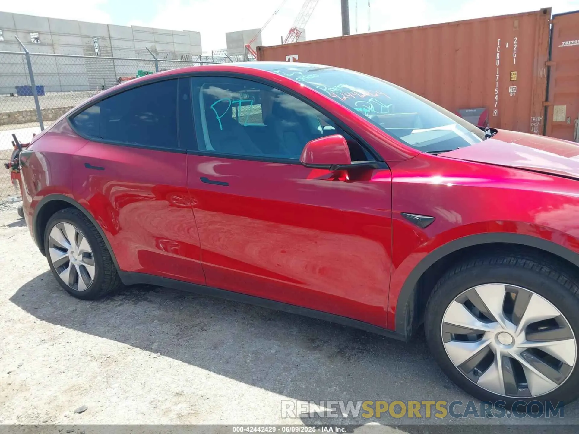 12 Photograph of a damaged car 7SAYGDEE2RA281209 TESLA MODEL Y 2024