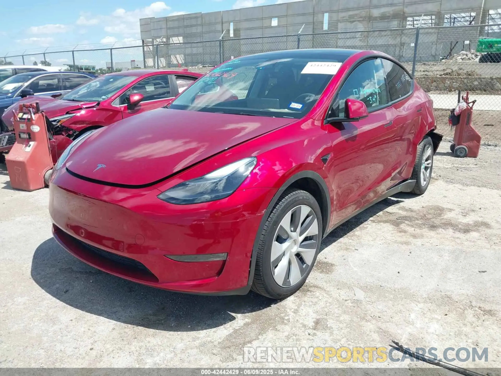 2 Photograph of a damaged car 7SAYGDEE2RA281209 TESLA MODEL Y 2024