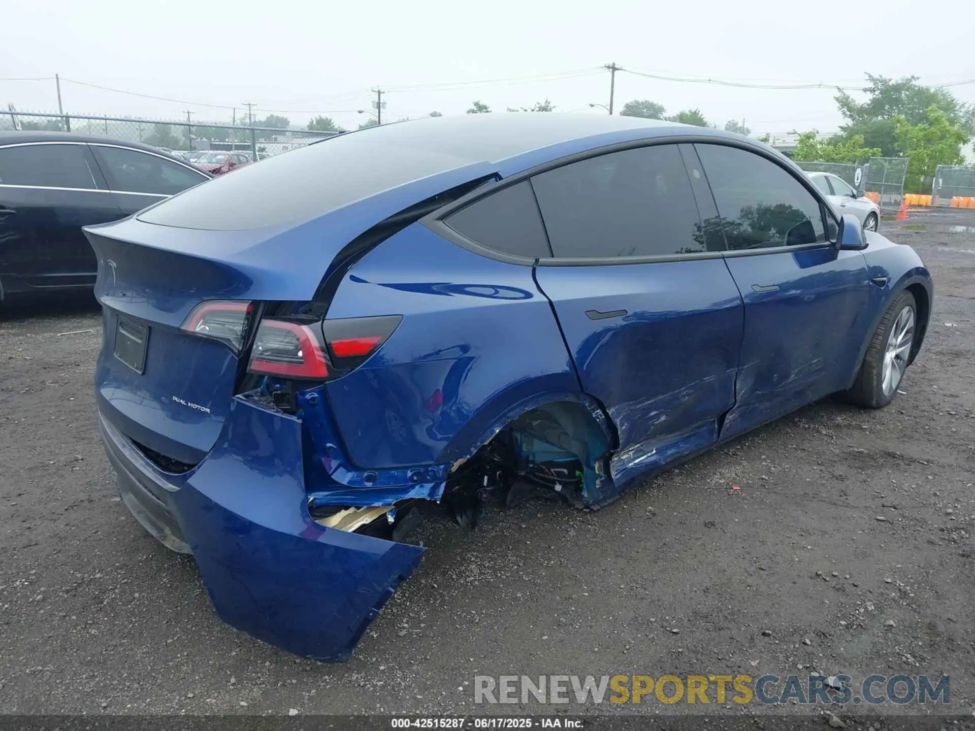 4 Фотография поврежденного автомобиля 7SAYGDEE2RA287463 TESLA MODEL Y 2024
