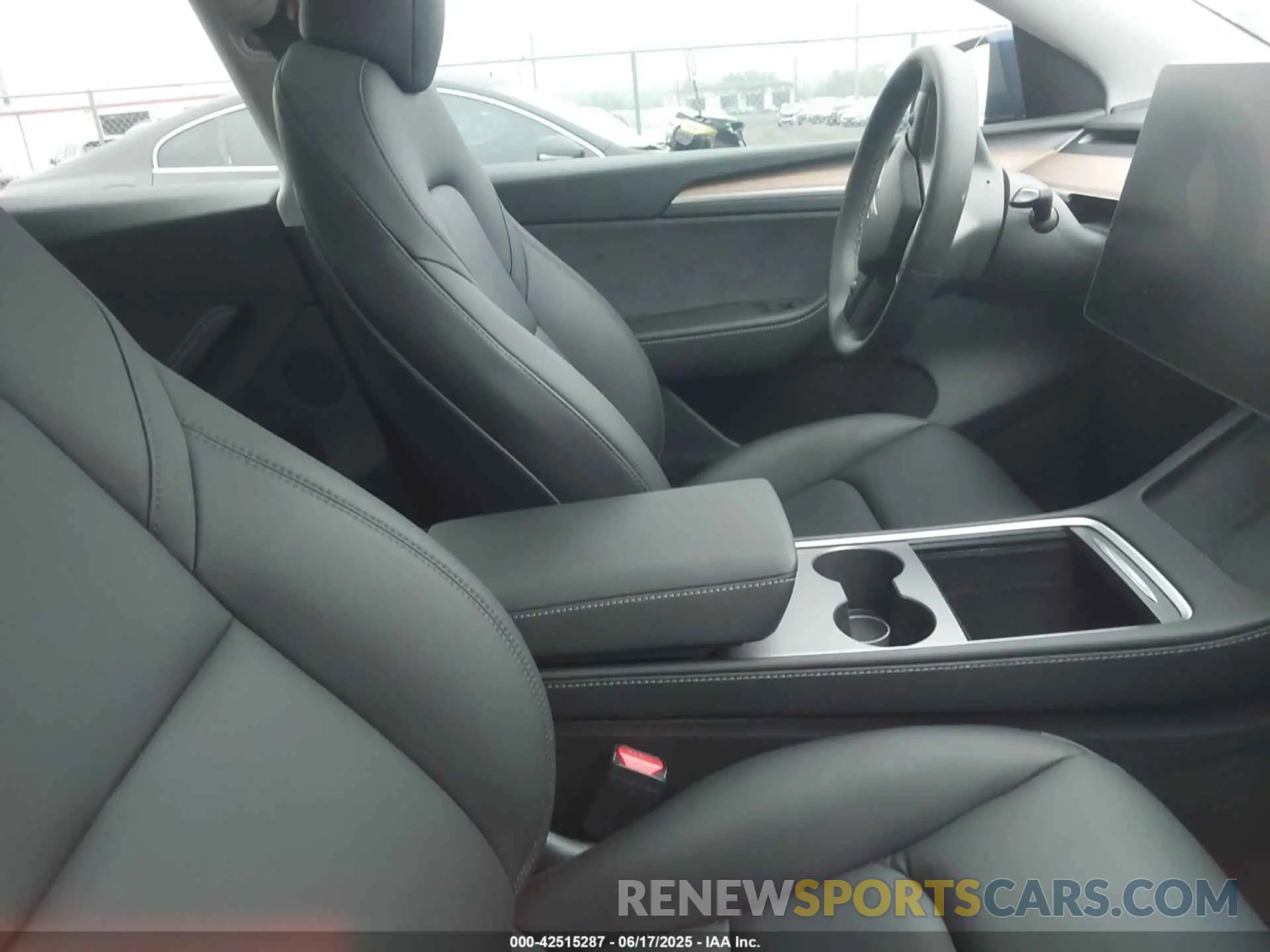 5 Фотография поврежденного автомобиля 7SAYGDEE2RA287463 TESLA MODEL Y 2024