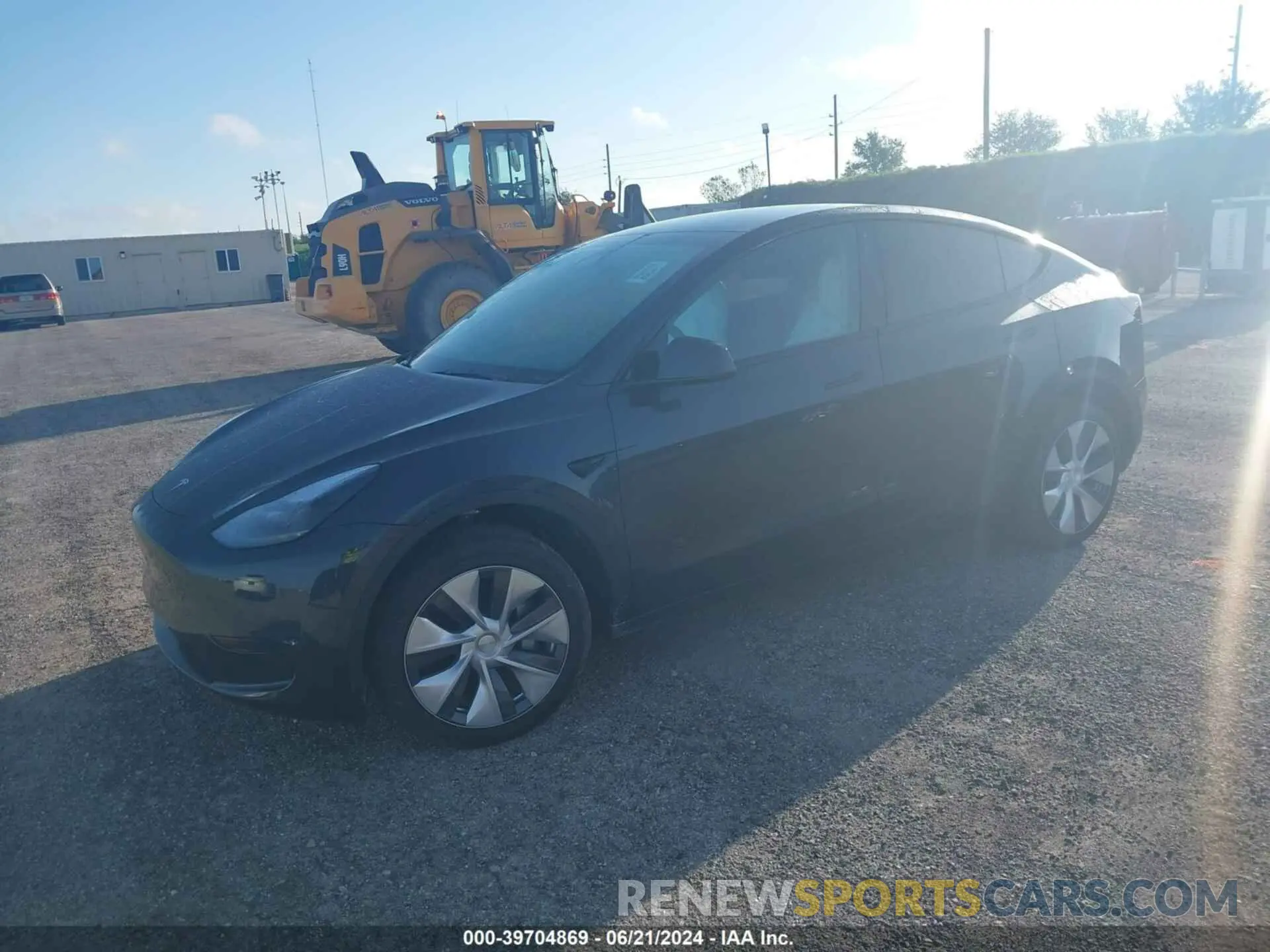 2 Фотография поврежденного автомобиля 7SAYGDEE2RA287995 TESLA MODEL Y 2024