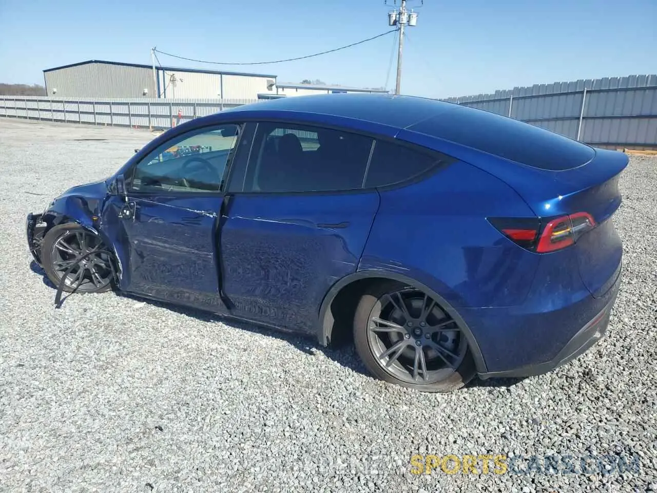 2 Photograph of a damaged car 7SAYGDEE2RA295983 TESLA MODEL Y 2024