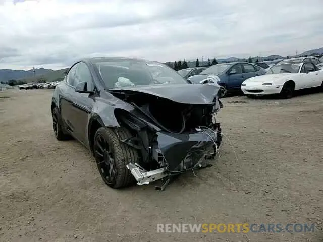 12 Photograph of a damaged car 7SAYGDEE2RF124380 TESLA MODEL Y 2024