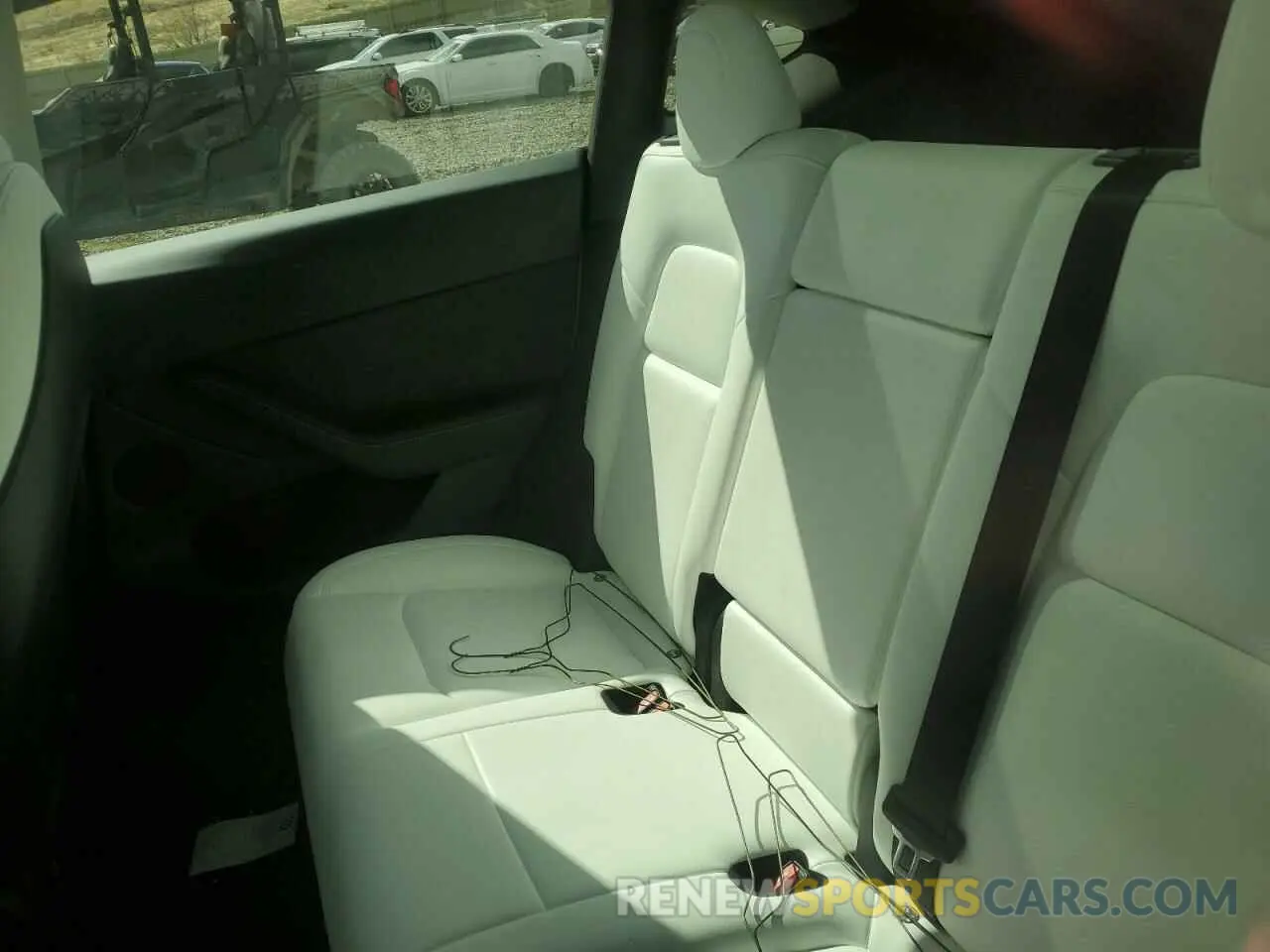 10 Фотография поврежденного автомобиля 7SAYGDEE2RF130499 TESLA MODEL Y 2024