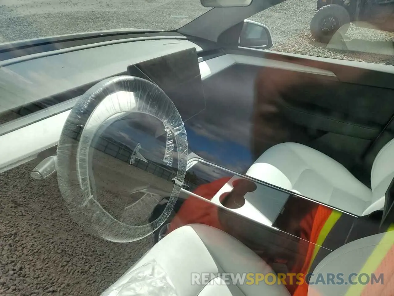 9 Фотография поврежденного автомобиля 7SAYGDEE2RF130499 TESLA MODEL Y 2024