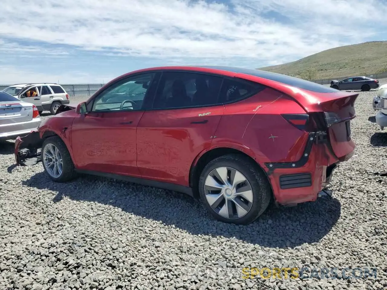 2 Photograph of a damaged car 7SAYGDEE2RF988958 TESLA MODEL Y 2024