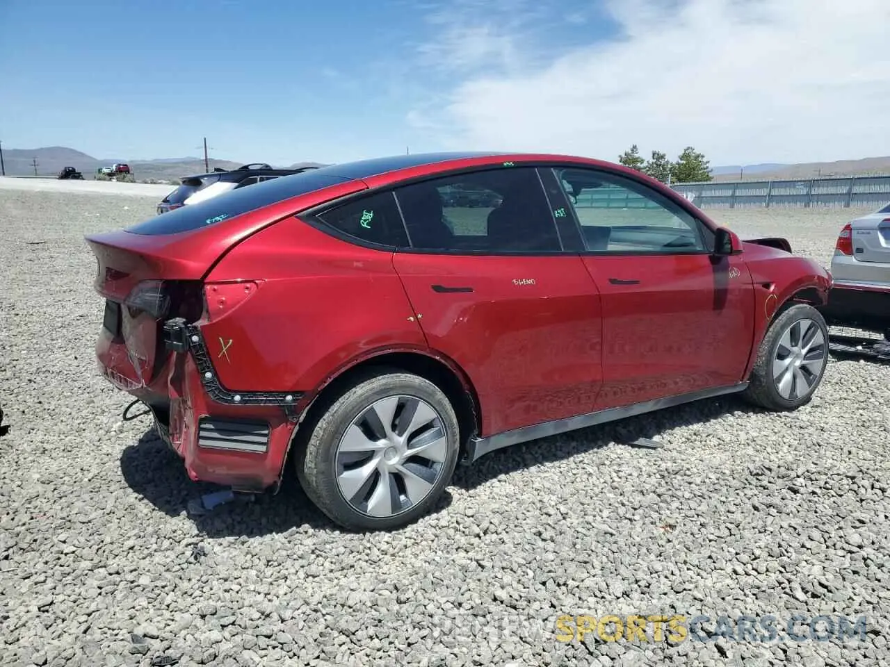 3 Photograph of a damaged car 7SAYGDEE2RF988958 TESLA MODEL Y 2024