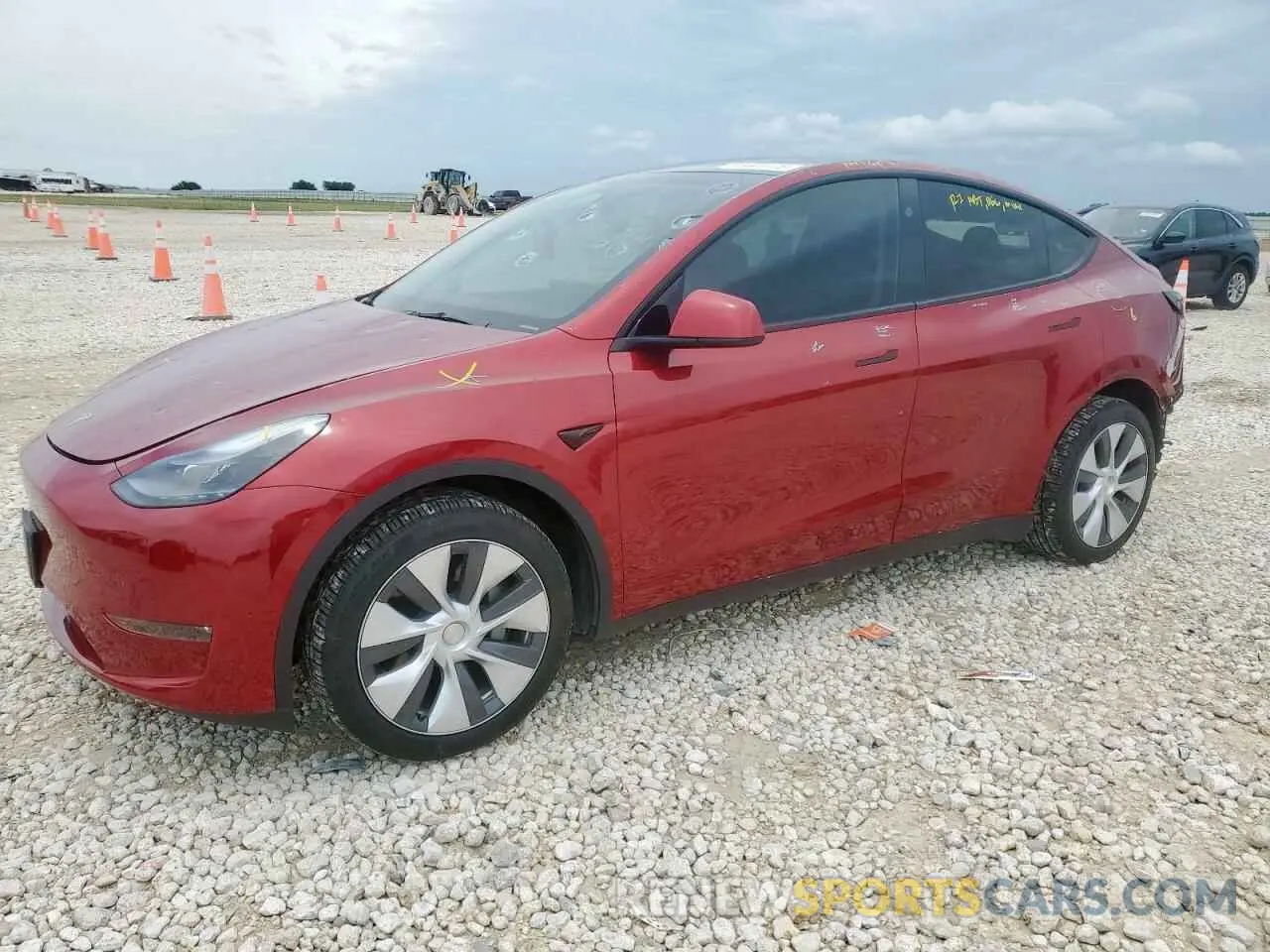 1 Photograph of a damaged car 7SAYGDEE3RA224498 TESLA MODEL Y 2024