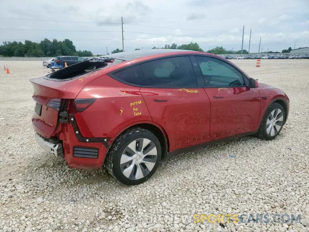 3 Photograph of a damaged car 7SAYGDEE3RA224498 TESLA MODEL Y 2024