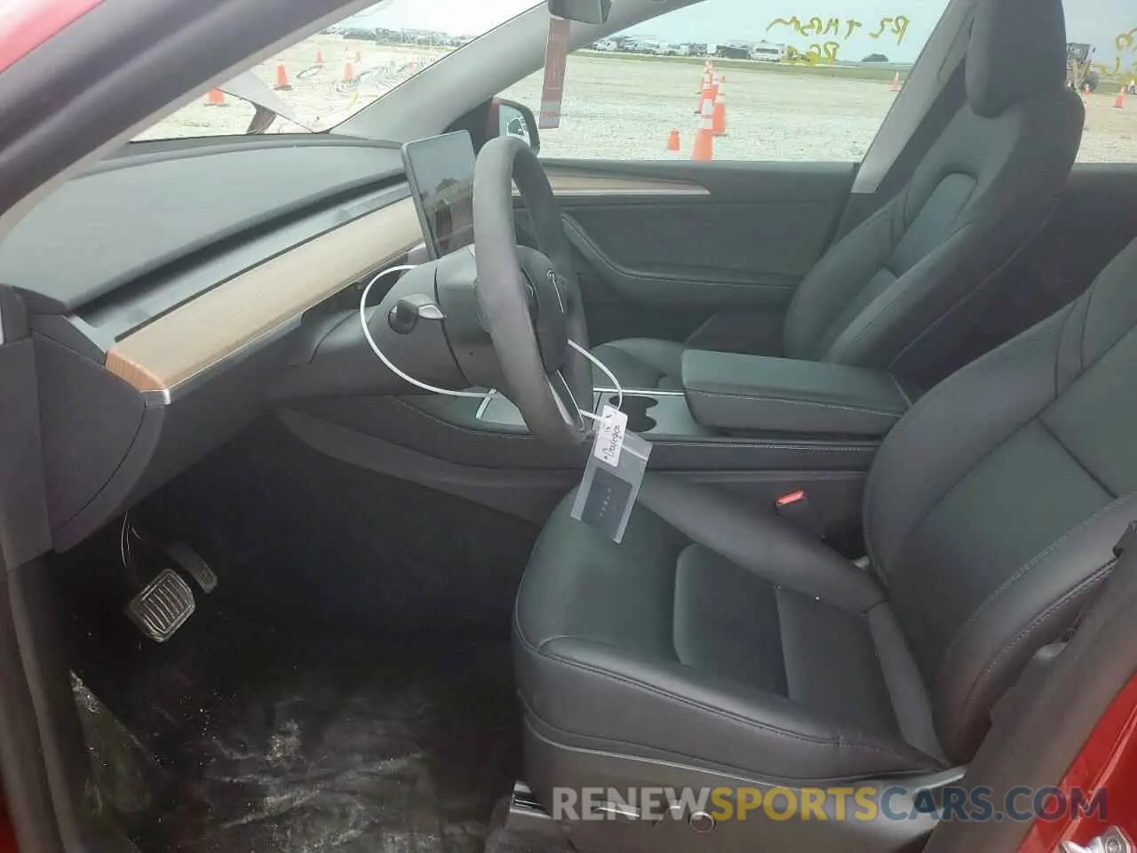 7 Photograph of a damaged car 7SAYGDEE3RA224498 TESLA MODEL Y 2024