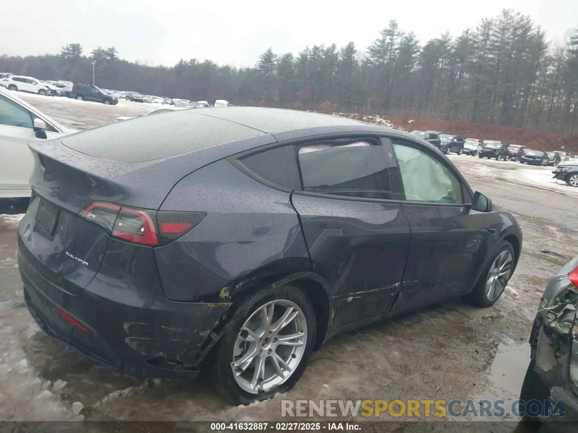 12 Фотография поврежденного автомобиля 7SAYGDEE3RA239499 TESLA MODEL Y 2024