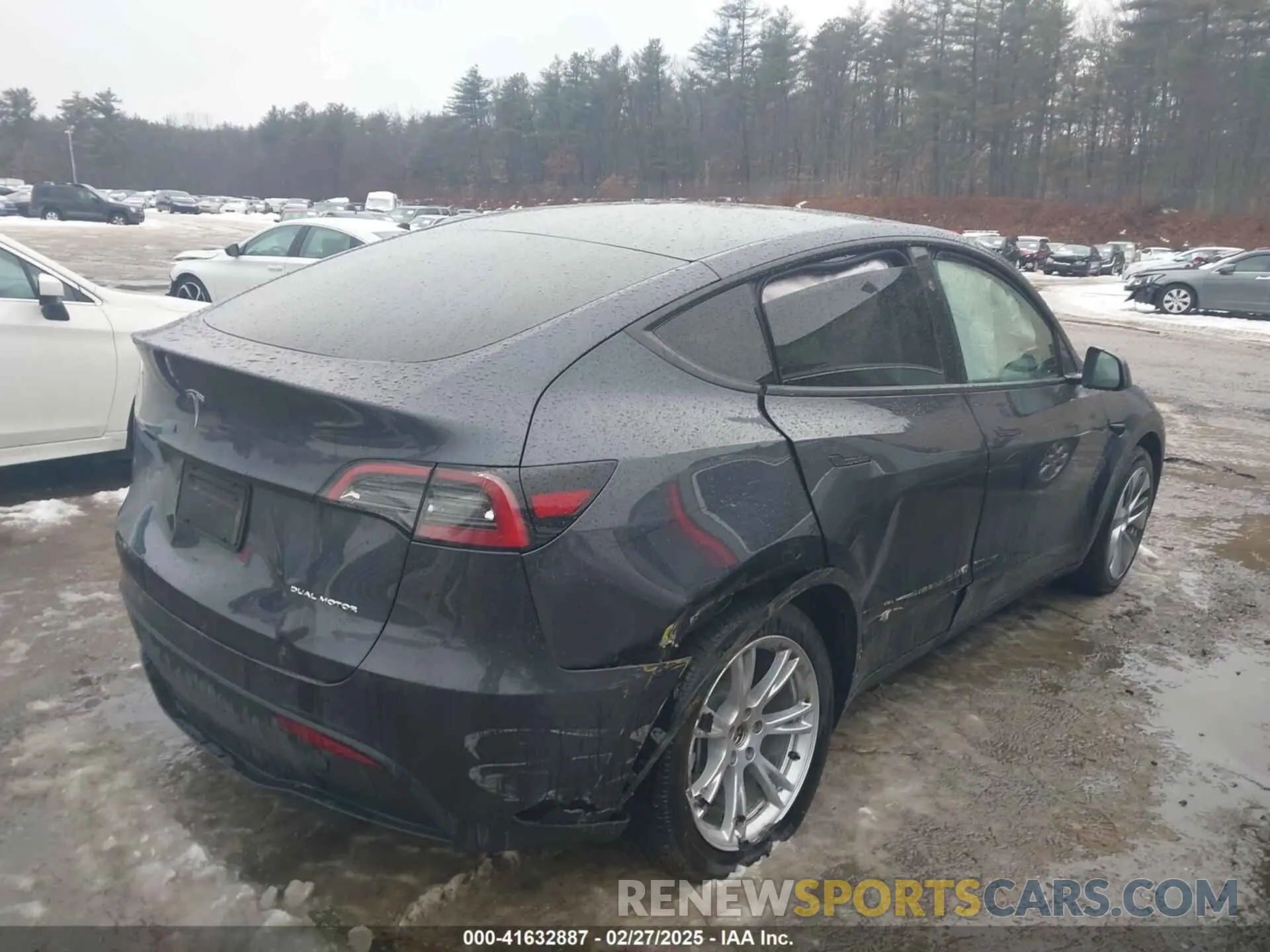 4 Фотография поврежденного автомобиля 7SAYGDEE3RA239499 TESLA MODEL Y 2024