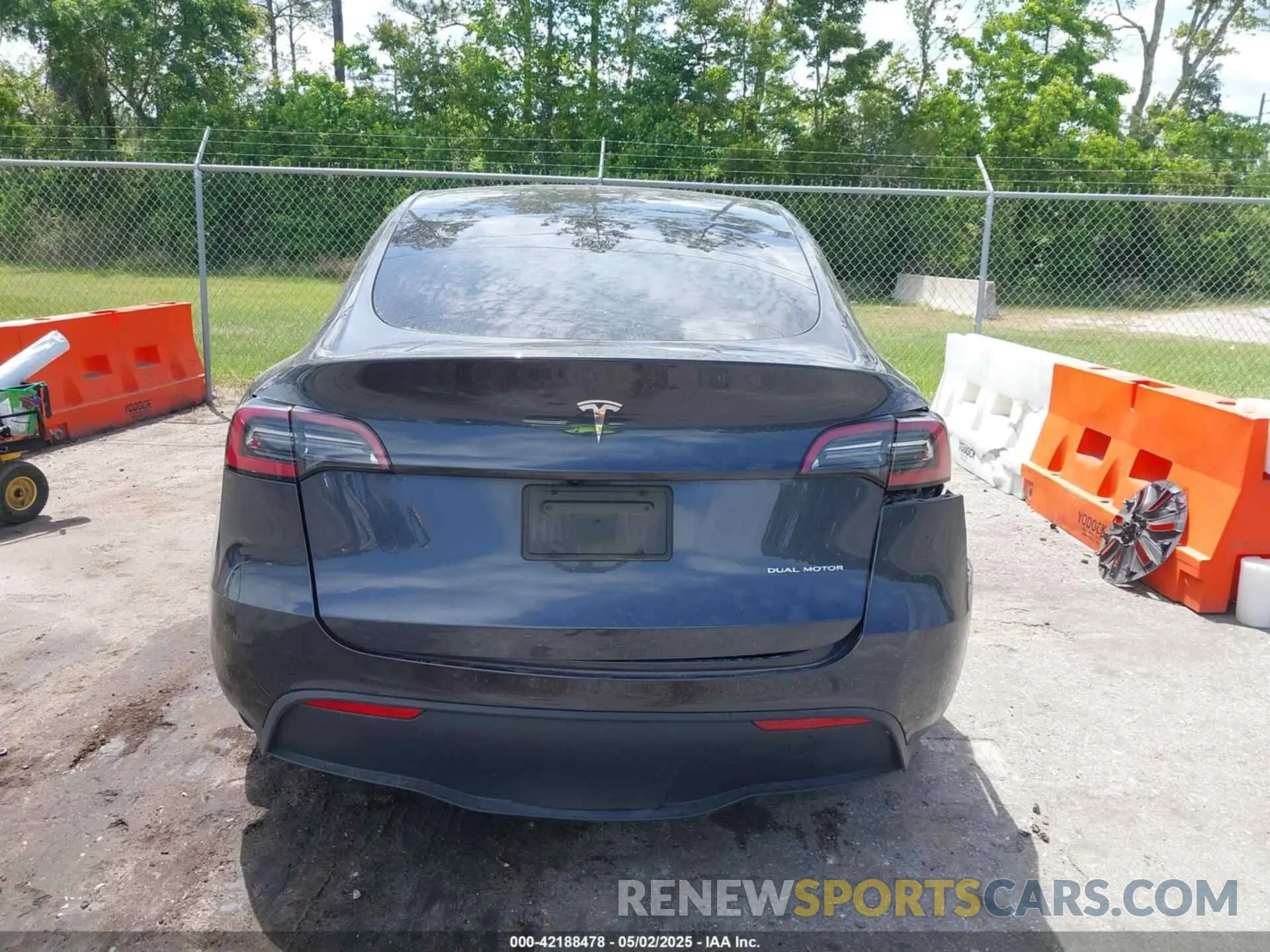 15 Фотография поврежденного автомобиля 7SAYGDEE3RA253127 TESLA MODEL Y 2024