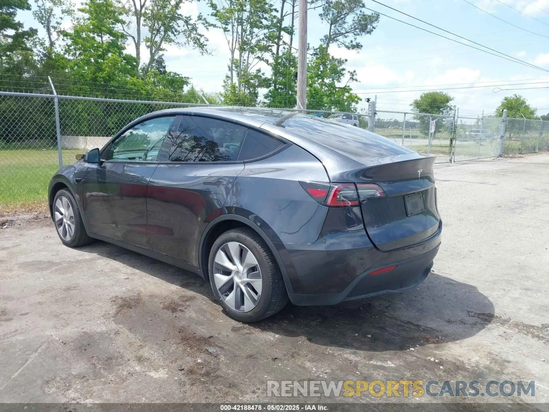 3 Фотография поврежденного автомобиля 7SAYGDEE3RA253127 TESLA MODEL Y 2024