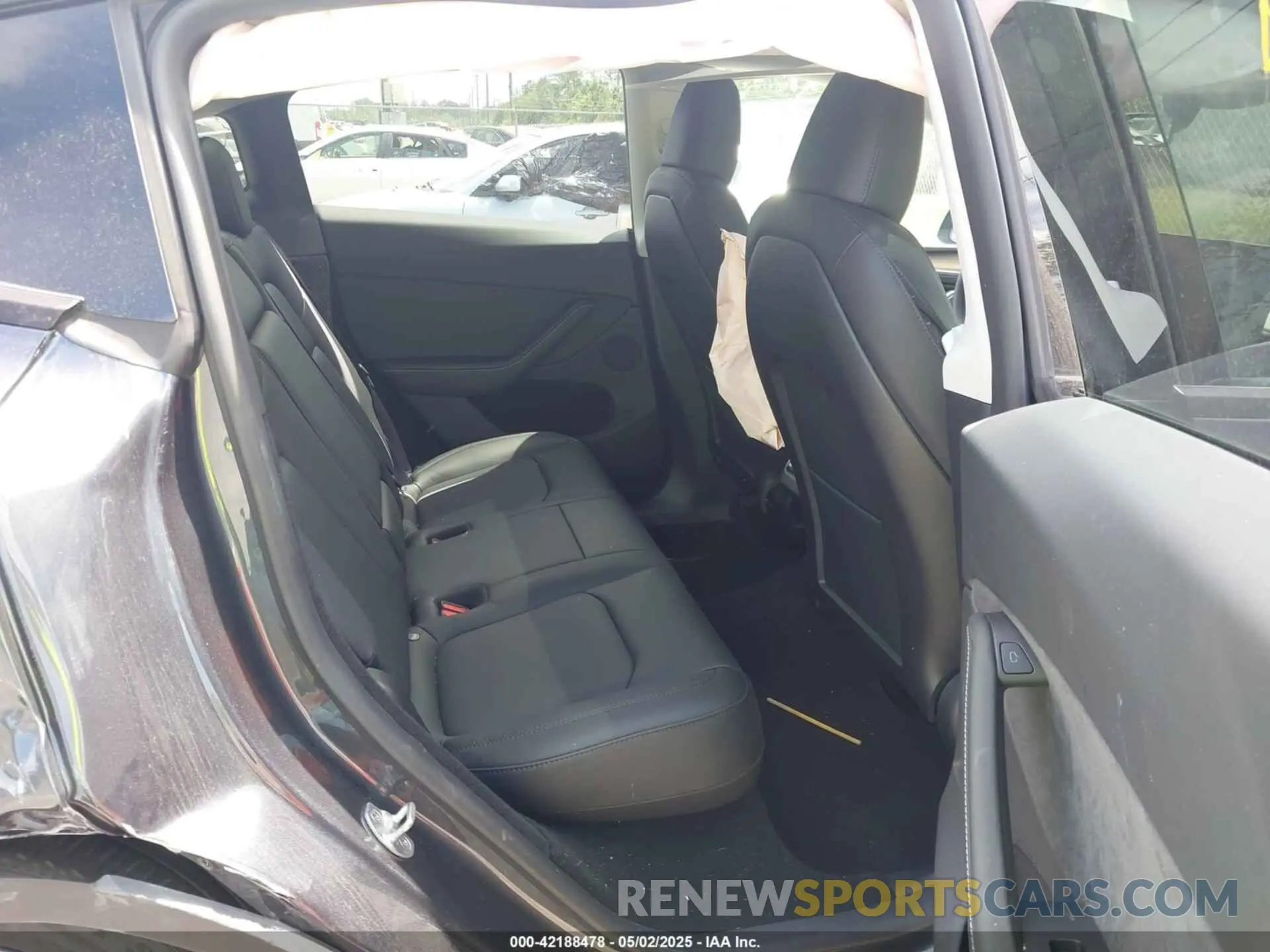 8 Фотография поврежденного автомобиля 7SAYGDEE3RA253127 TESLA MODEL Y 2024