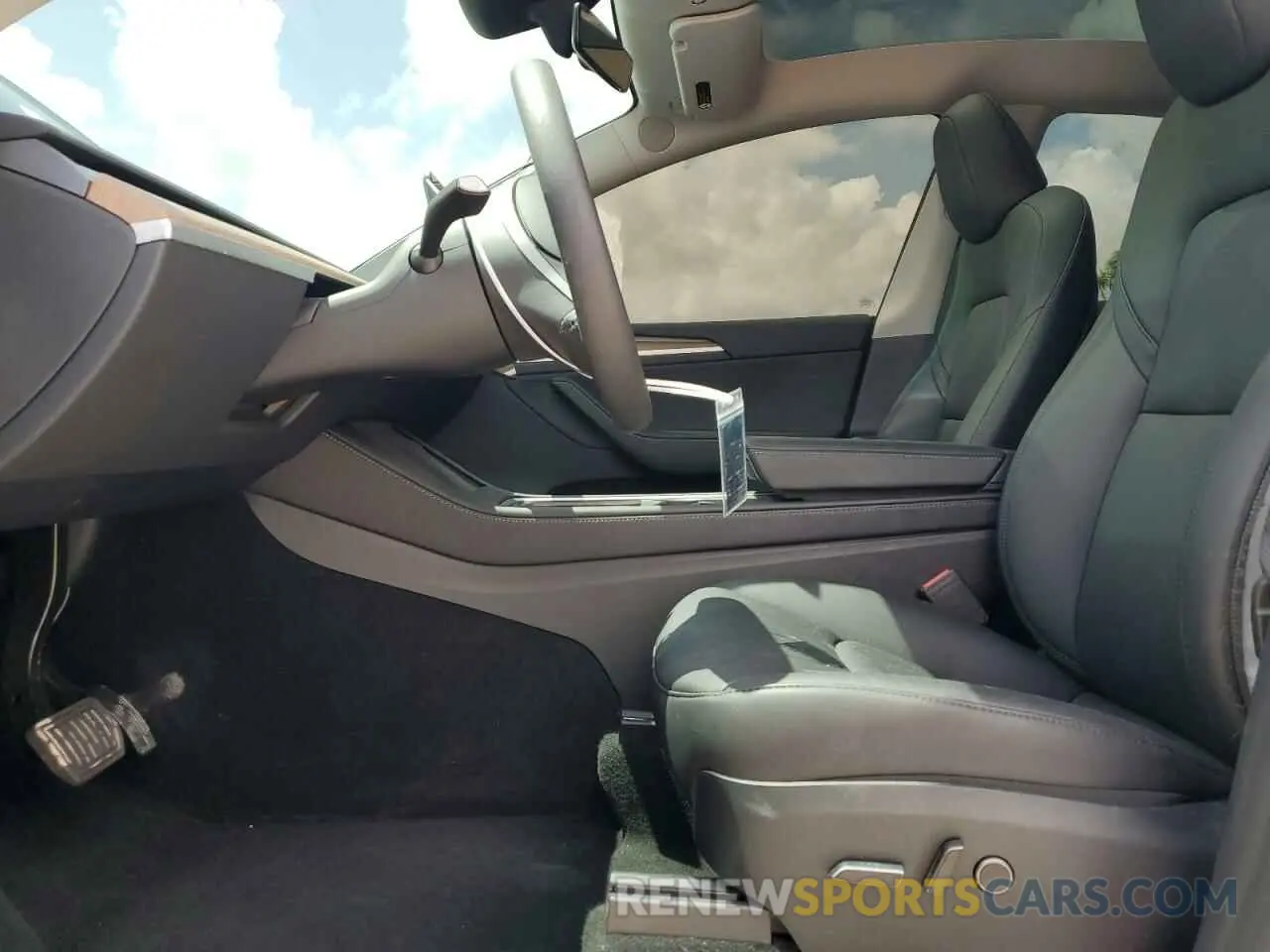 7 Фотография поврежденного автомобиля 7SAYGDEE3RA253354 TESLA MODEL Y 2024