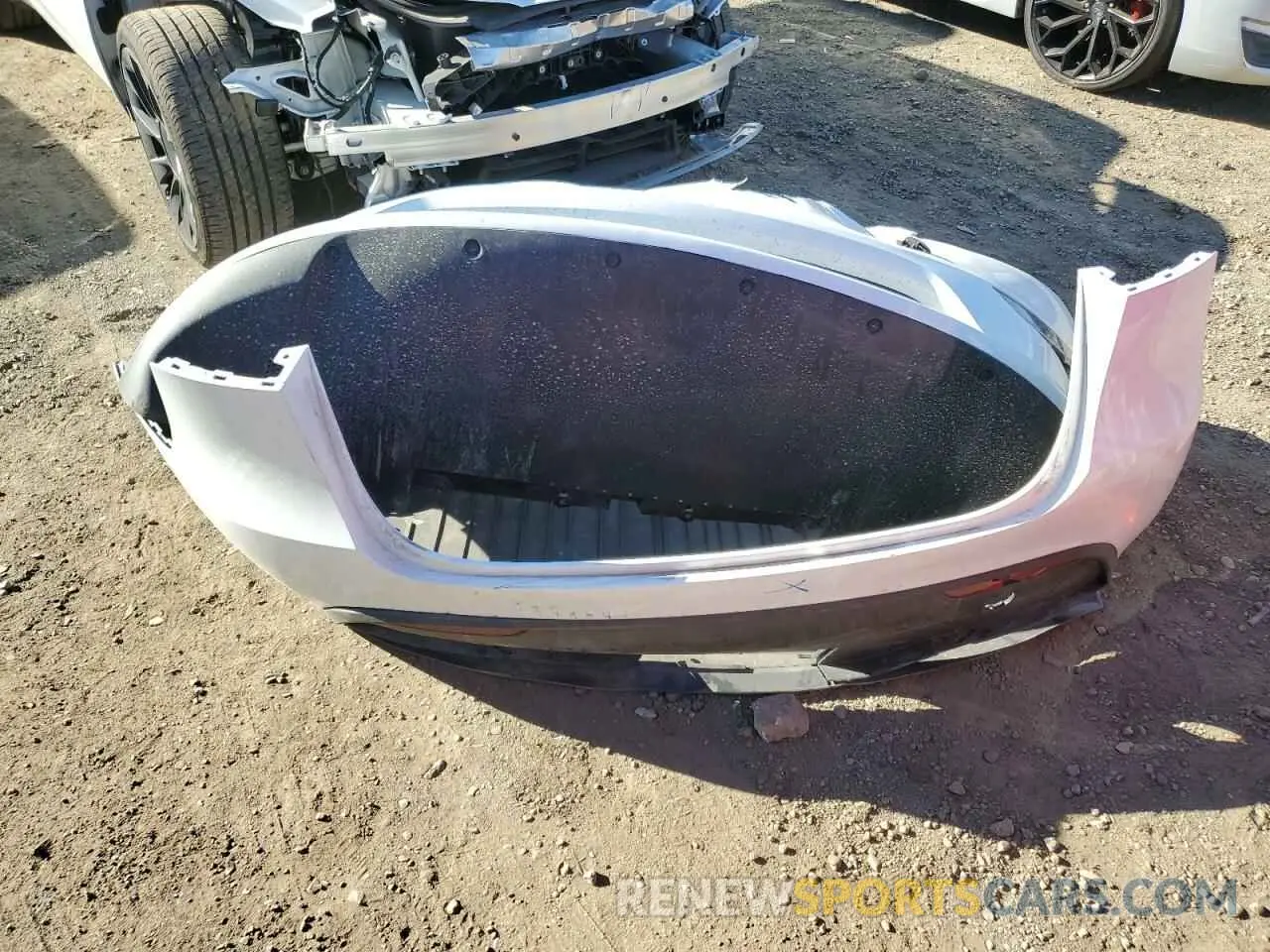 13 Фотография поврежденного автомобиля 7SAYGDEE3RA257999 TESLA MODEL Y 2024