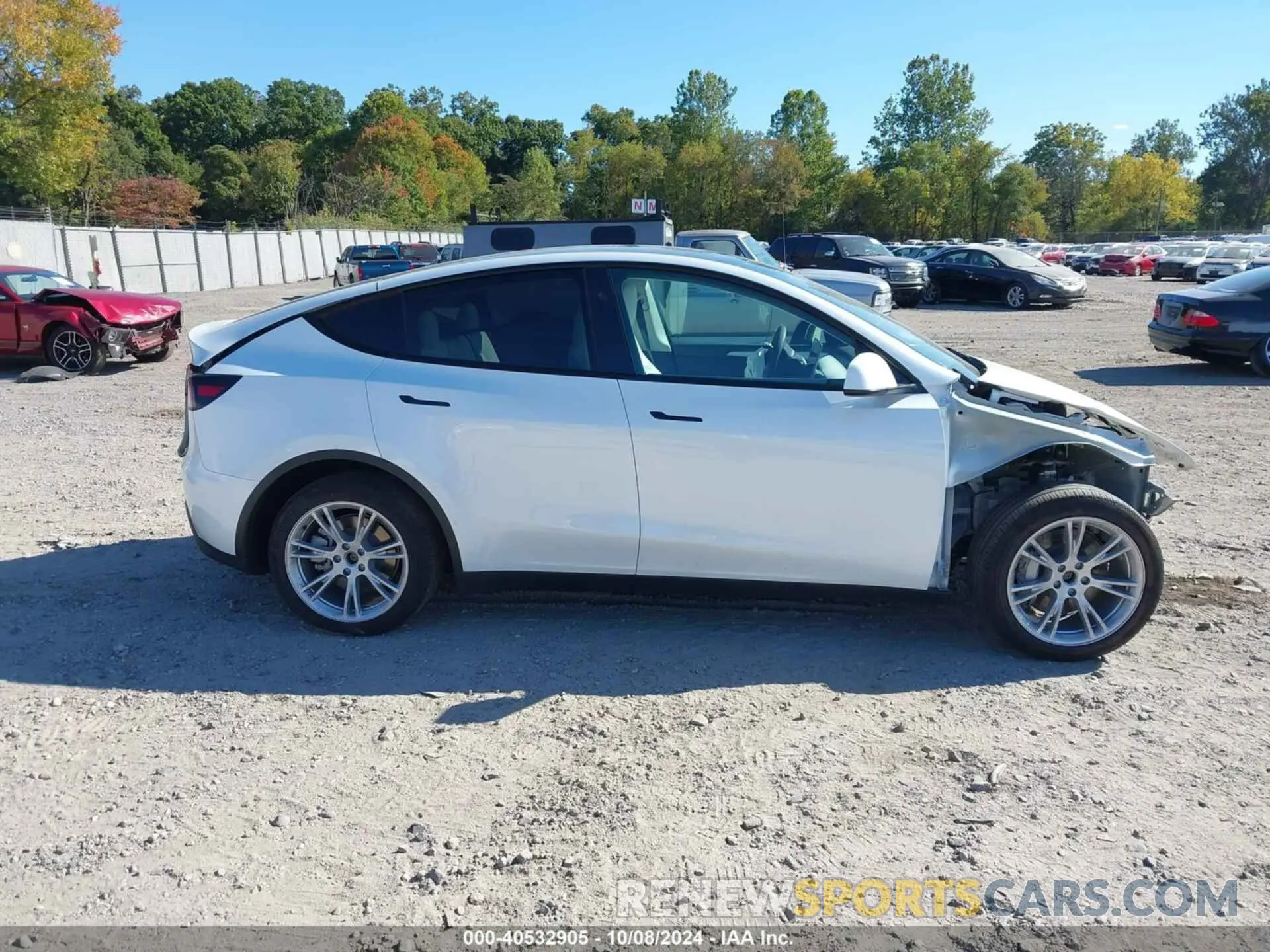 13 Фотография поврежденного автомобиля 7SAYGDEE3RA274687 TESLA MODEL Y 2024