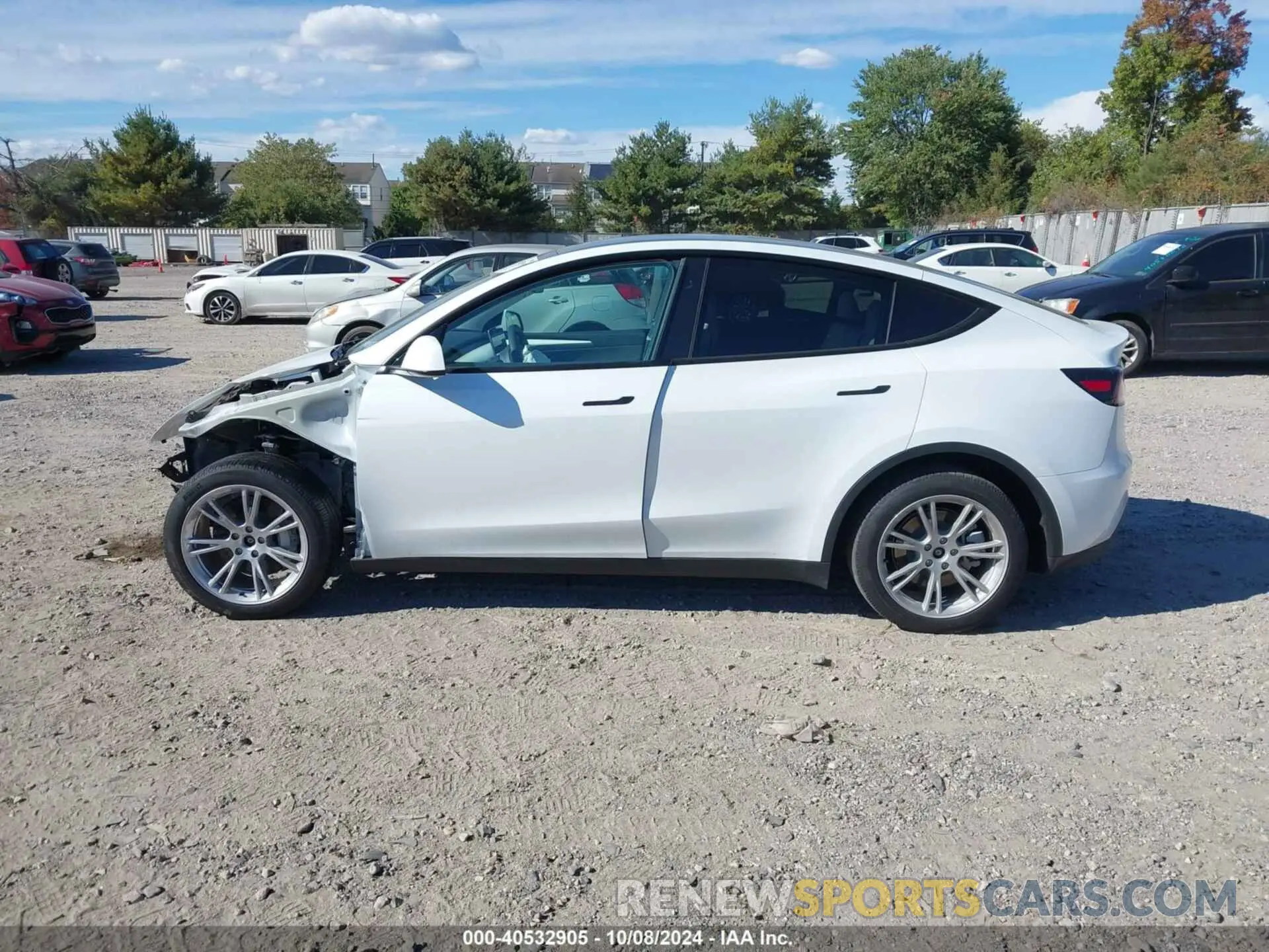 14 Фотография поврежденного автомобиля 7SAYGDEE3RA274687 TESLA MODEL Y 2024