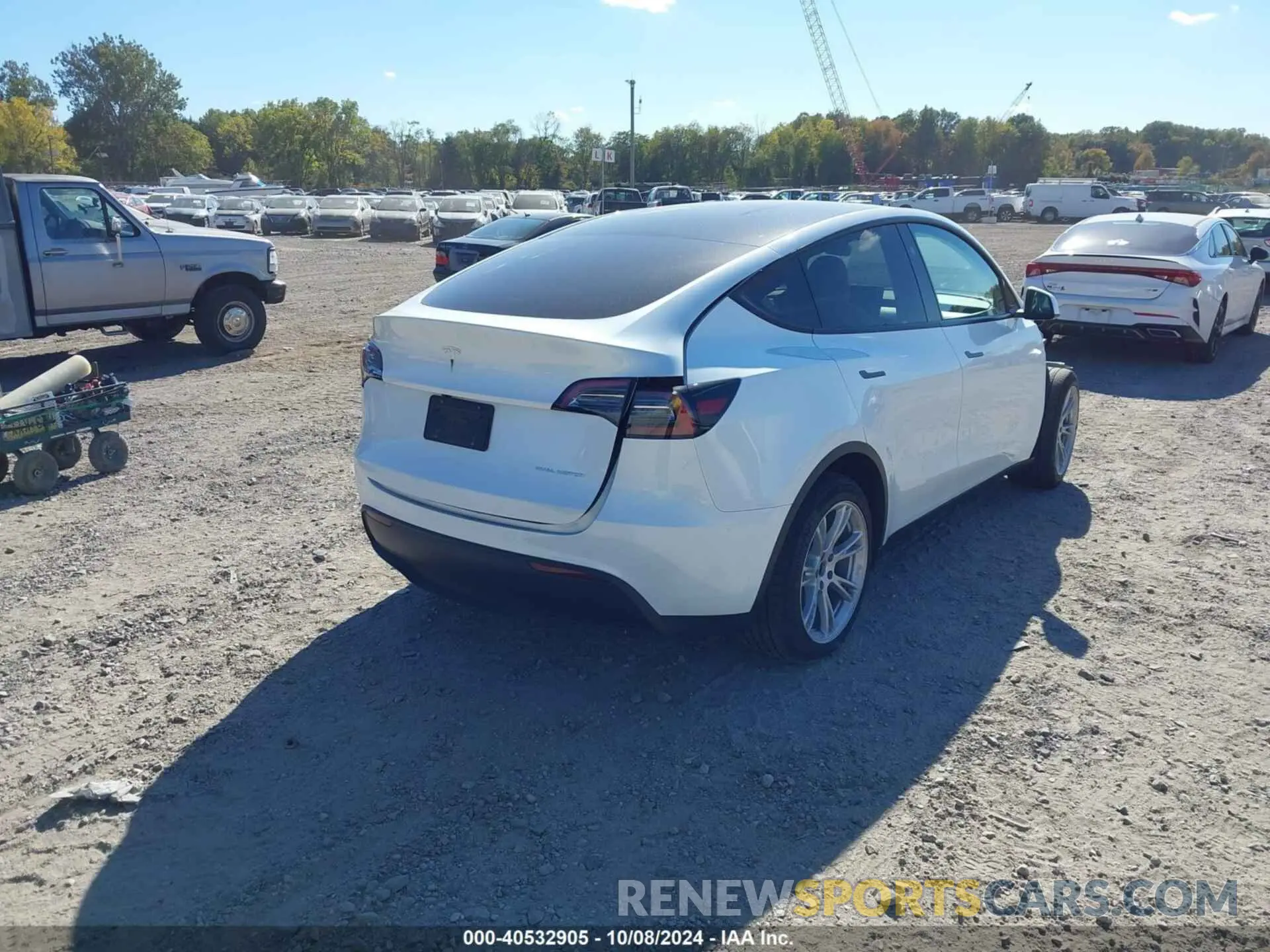 4 Фотография поврежденного автомобиля 7SAYGDEE3RA274687 TESLA MODEL Y 2024