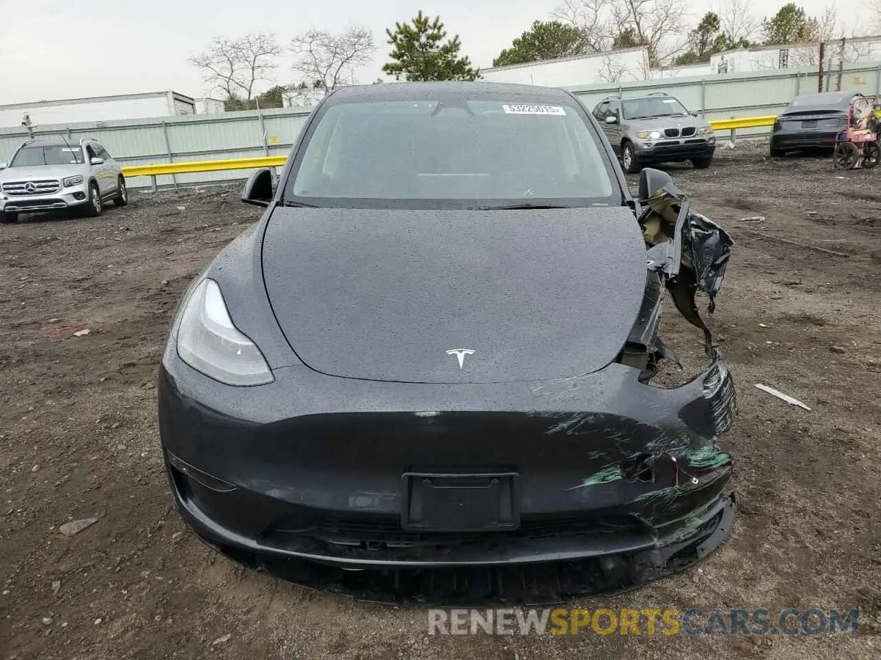 5 Photograph of a damaged car 7SAYGDEE3RA307462 TESLA MODEL Y 2024
