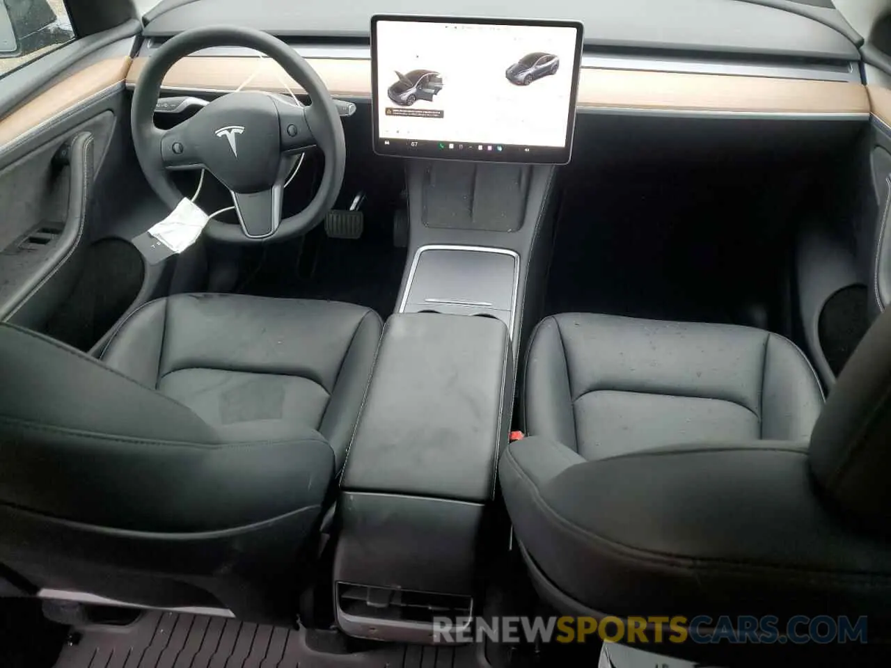 8 Photograph of a damaged car 7SAYGDEE3RA307462 TESLA MODEL Y 2024