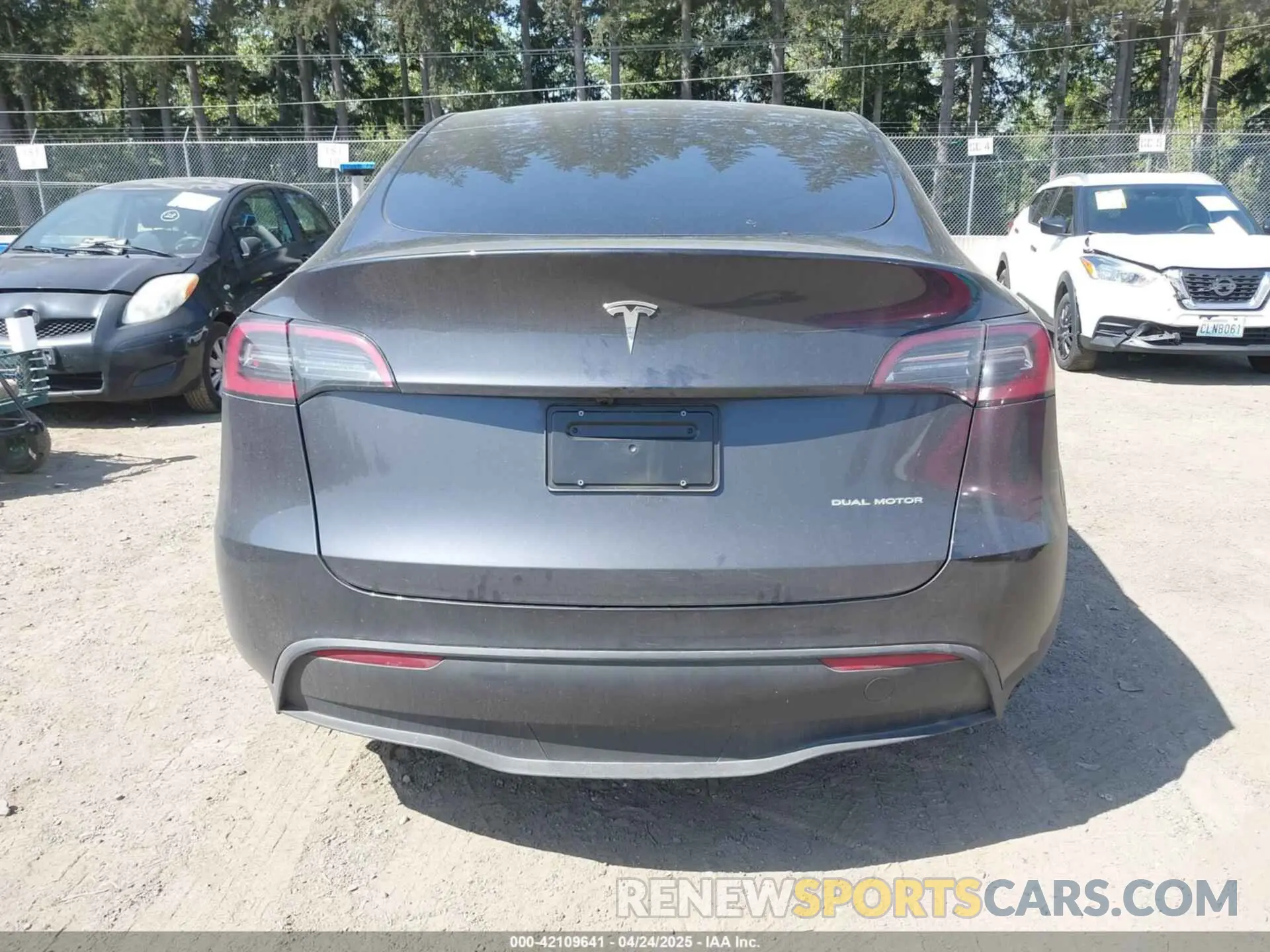 16 Фотография поврежденного автомобиля 7SAYGDEE3RF177458 TESLA MODEL Y 2024
