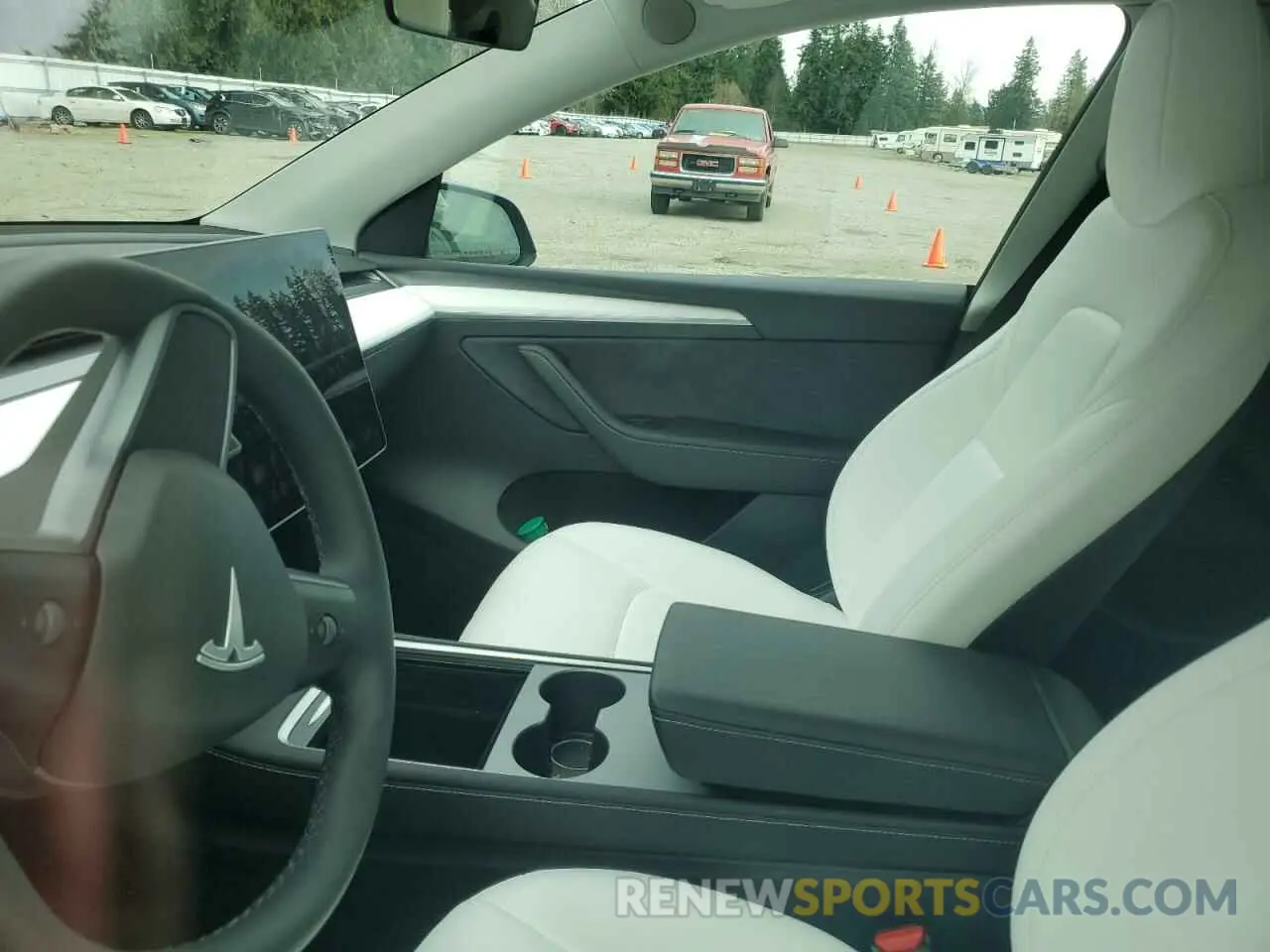 9 Фотография поврежденного автомобиля 7SAYGDEE3RF205470 TESLA MODEL Y 2024