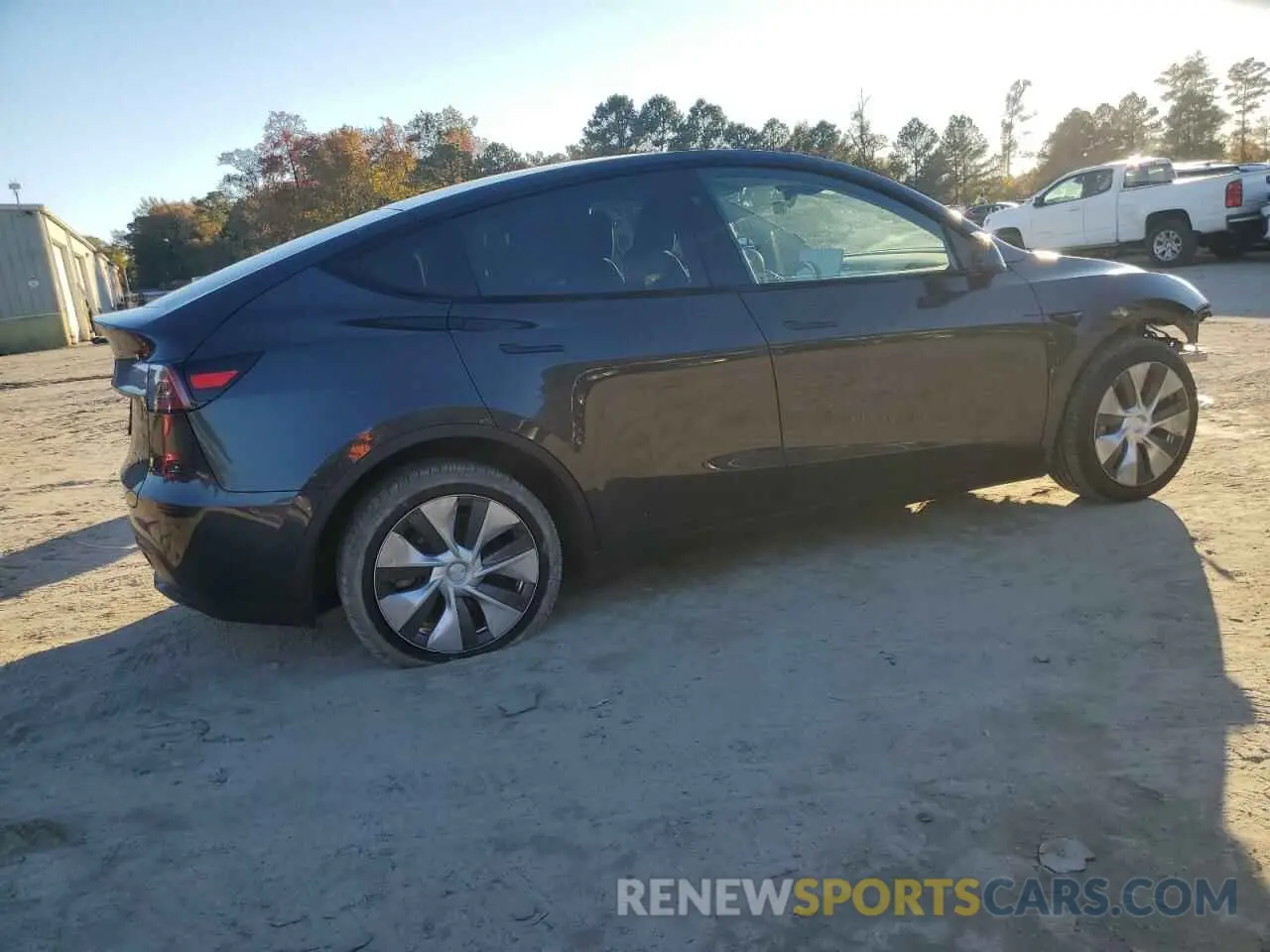 3 Фотография поврежденного автомобиля 7SAYGDEE3RF989147 TESLA MODEL Y 2024