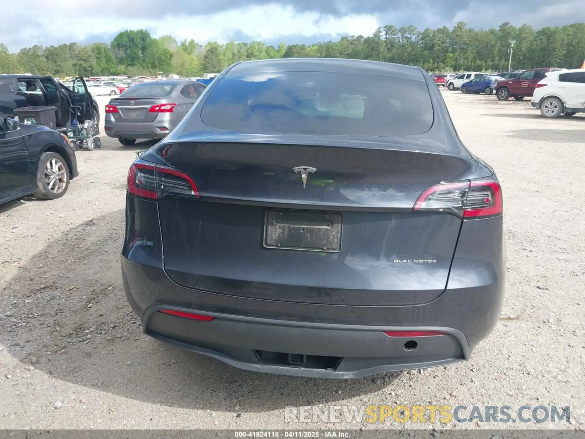 16 Фотография поврежденного автомобиля 7SAYGDEE4RA224106 TESLA MODEL Y 2024