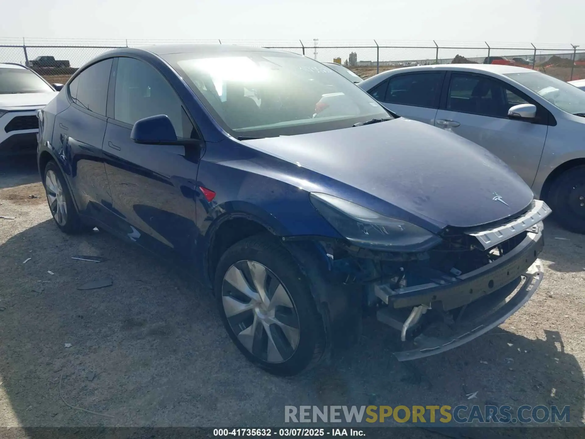 1 Фотография поврежденного автомобиля 7SAYGDEE4RA247417 TESLA MODEL Y 2024