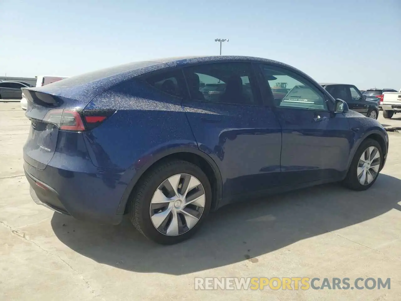 3 Photograph of a damaged car 7SAYGDEE4RA272785 TESLA MODEL Y 2024