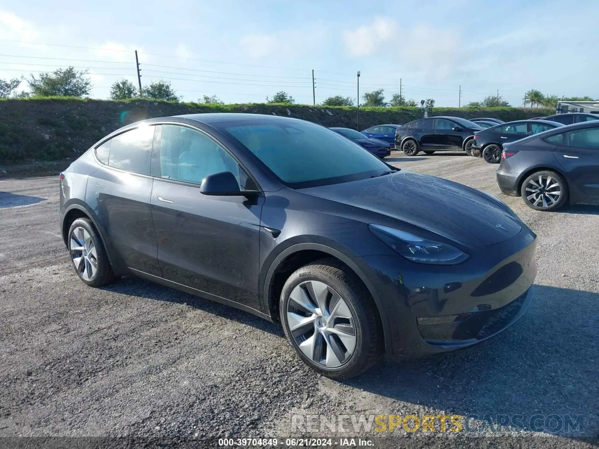 1 Фотография поврежденного автомобиля 7SAYGDEE4RA283088 TESLA MODEL Y 2024