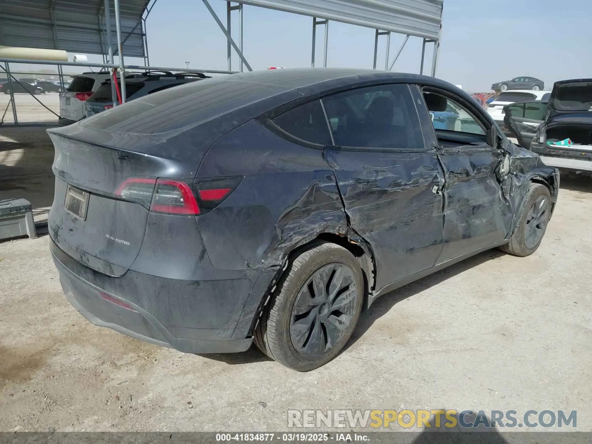 4 Фотография поврежденного автомобиля 7SAYGDEE4RA299775 TESLA MODEL Y 2024