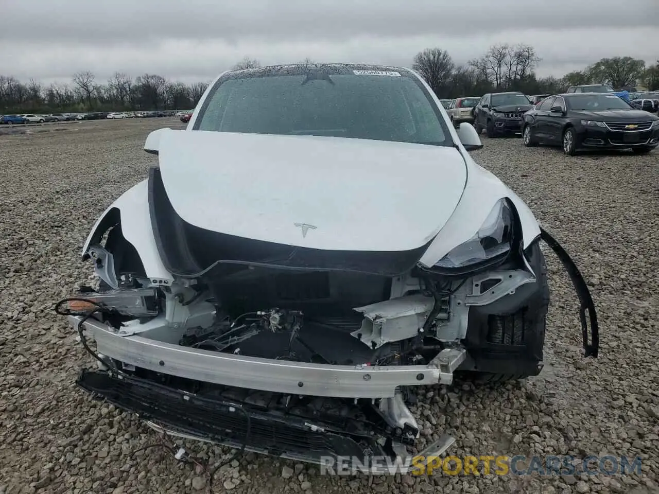 5 Photograph of a damaged car 7SAYGDEE4RA327350 TESLA MODEL Y 2024