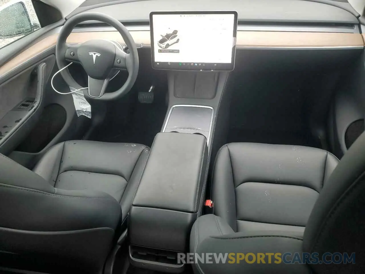 8 Photograph of a damaged car 7SAYGDEE4RA327350 TESLA MODEL Y 2024