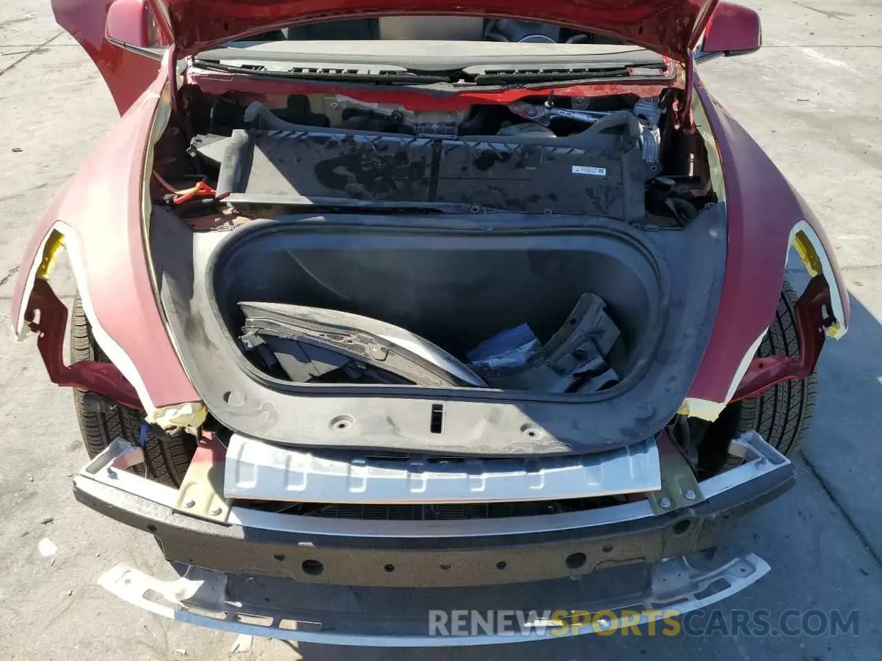 11 Photograph of a damaged car 7SAYGDEE4RF056552 TESLA MODEL Y 2024