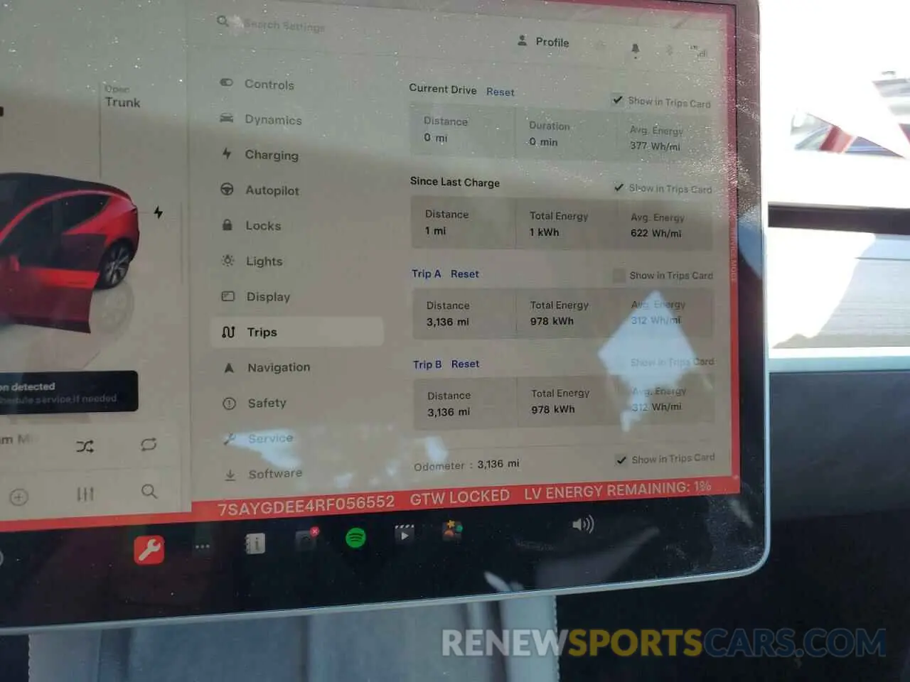 9 Photograph of a damaged car 7SAYGDEE4RF056552 TESLA MODEL Y 2024